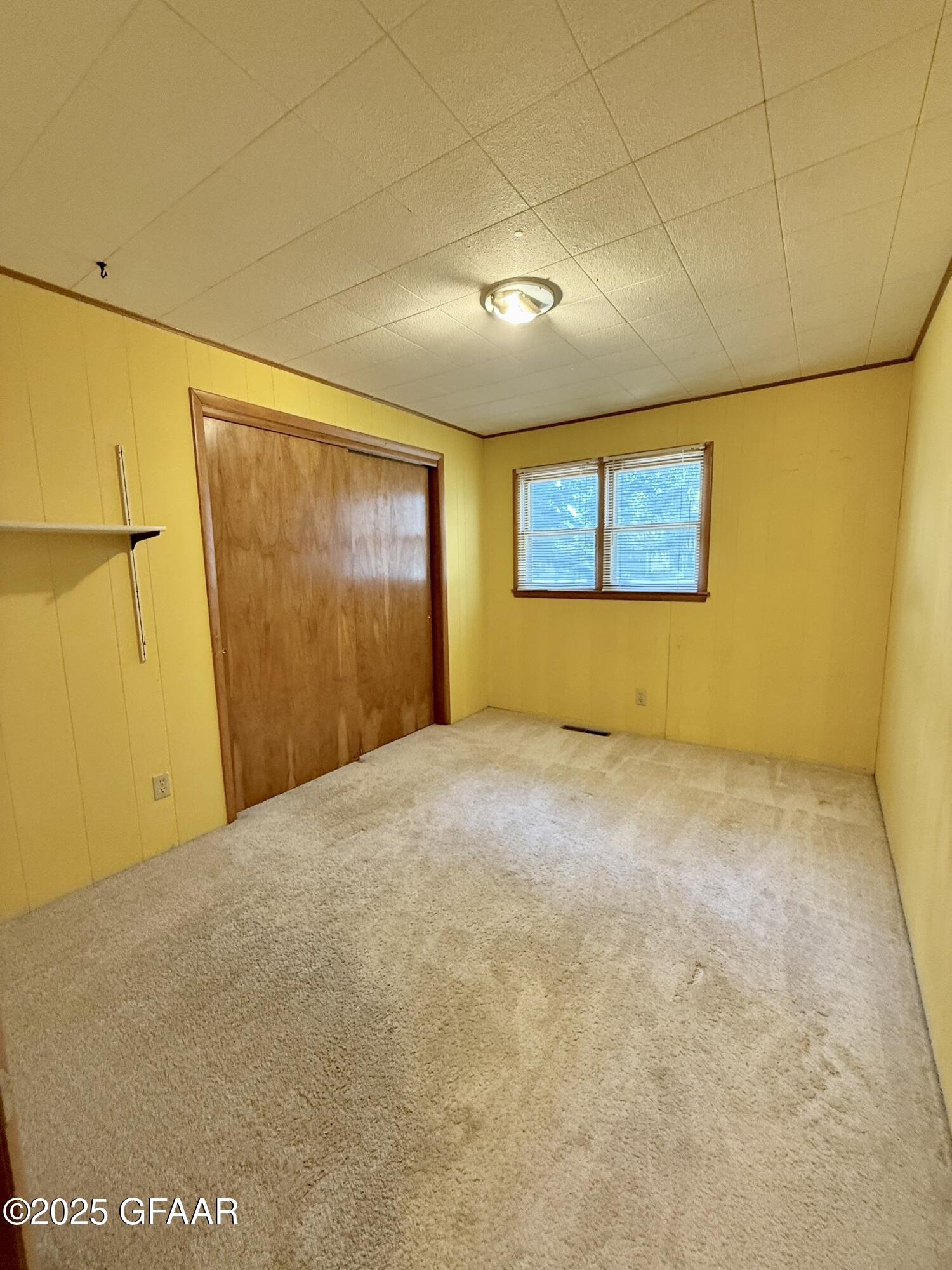 1010 ARNOLD Avenue N