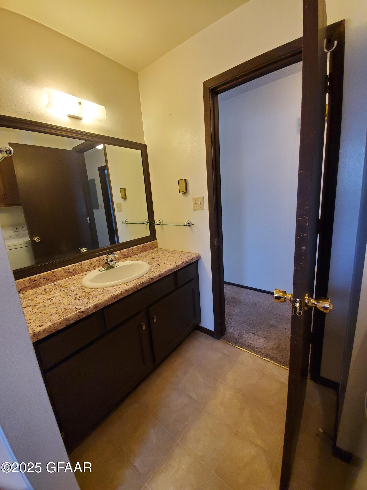 716 GREAT PLAINS Court