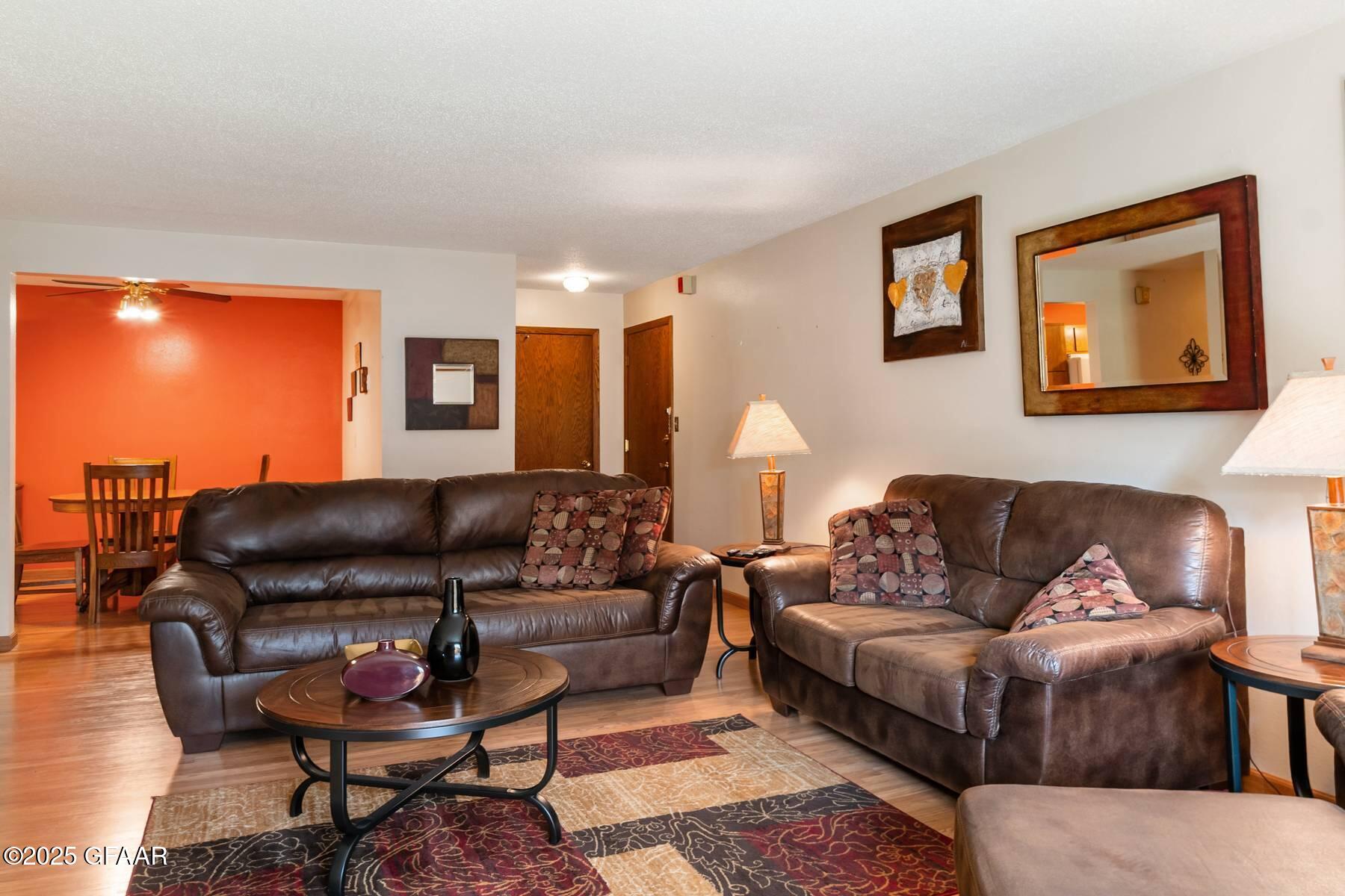 1707 21ST Avenue S, 211