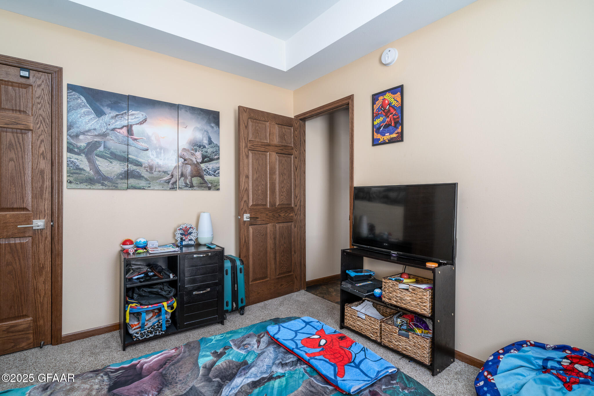 5565 MADISON Circle