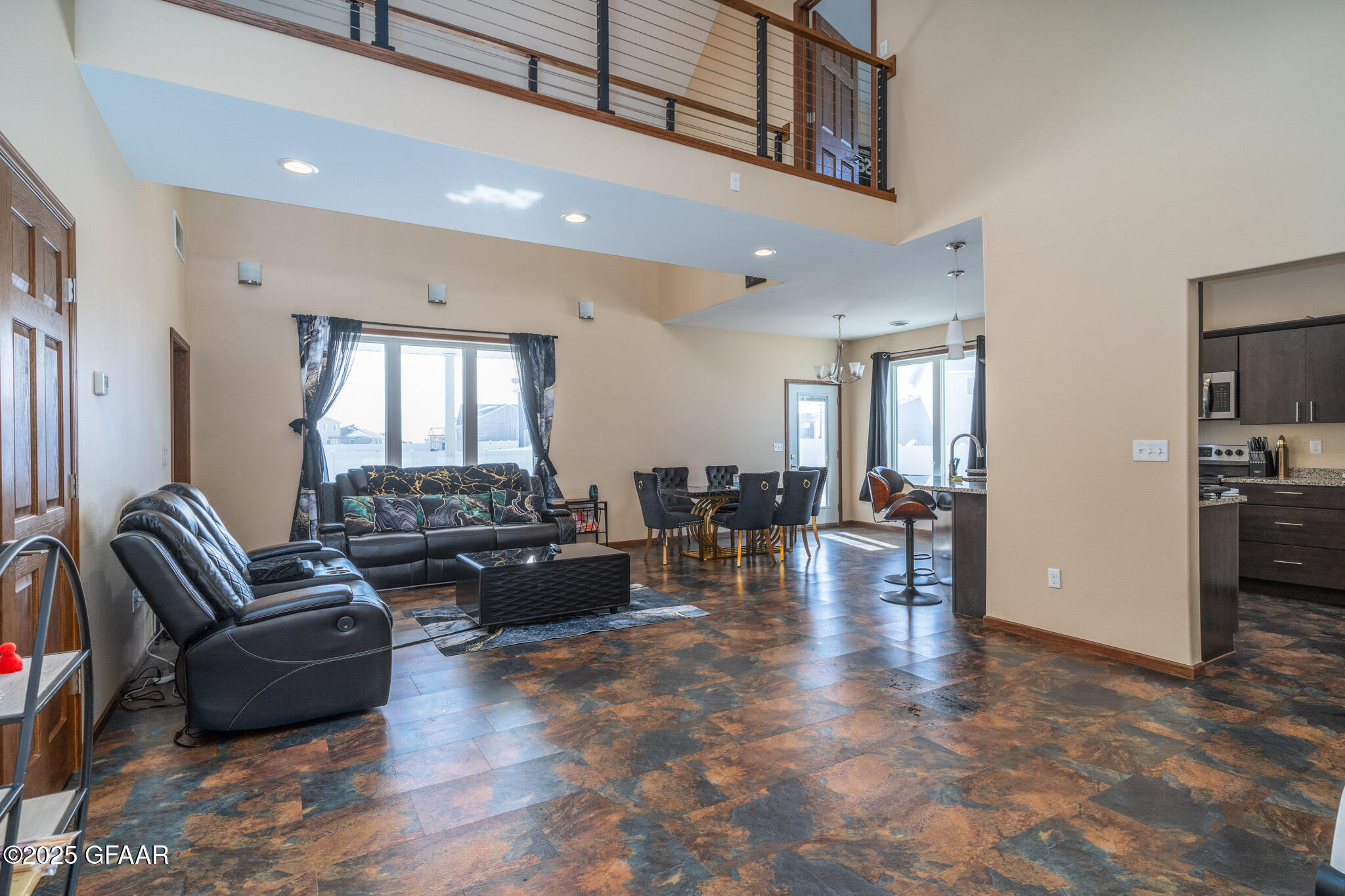 5565 MADISON Circle