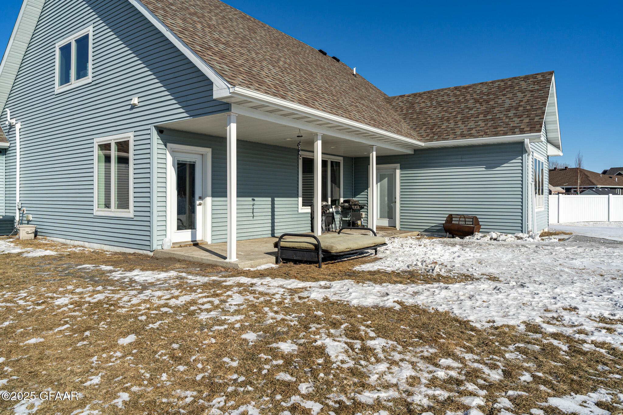 5565 MADISON Circle