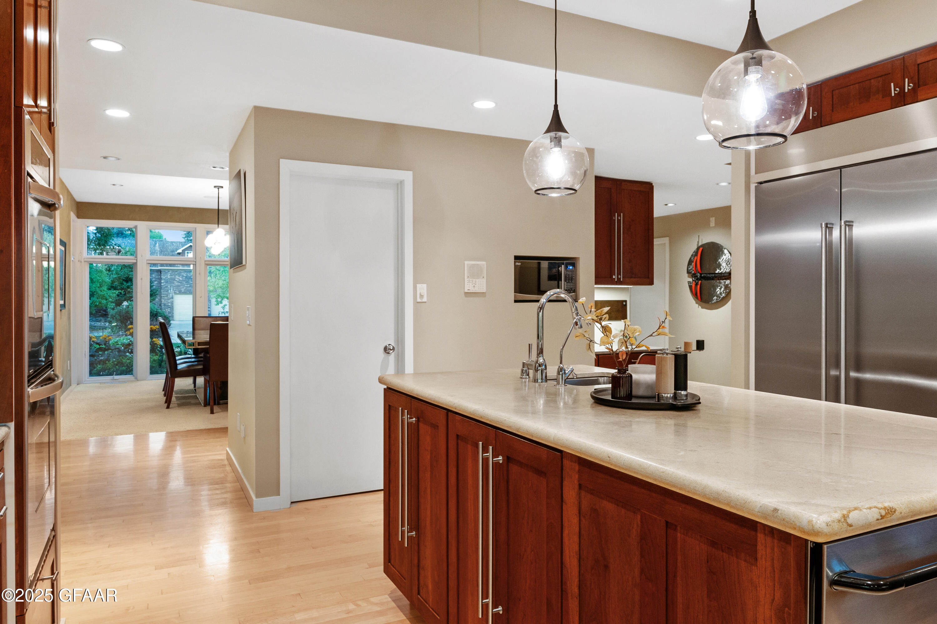 301 WOODLAND Circle