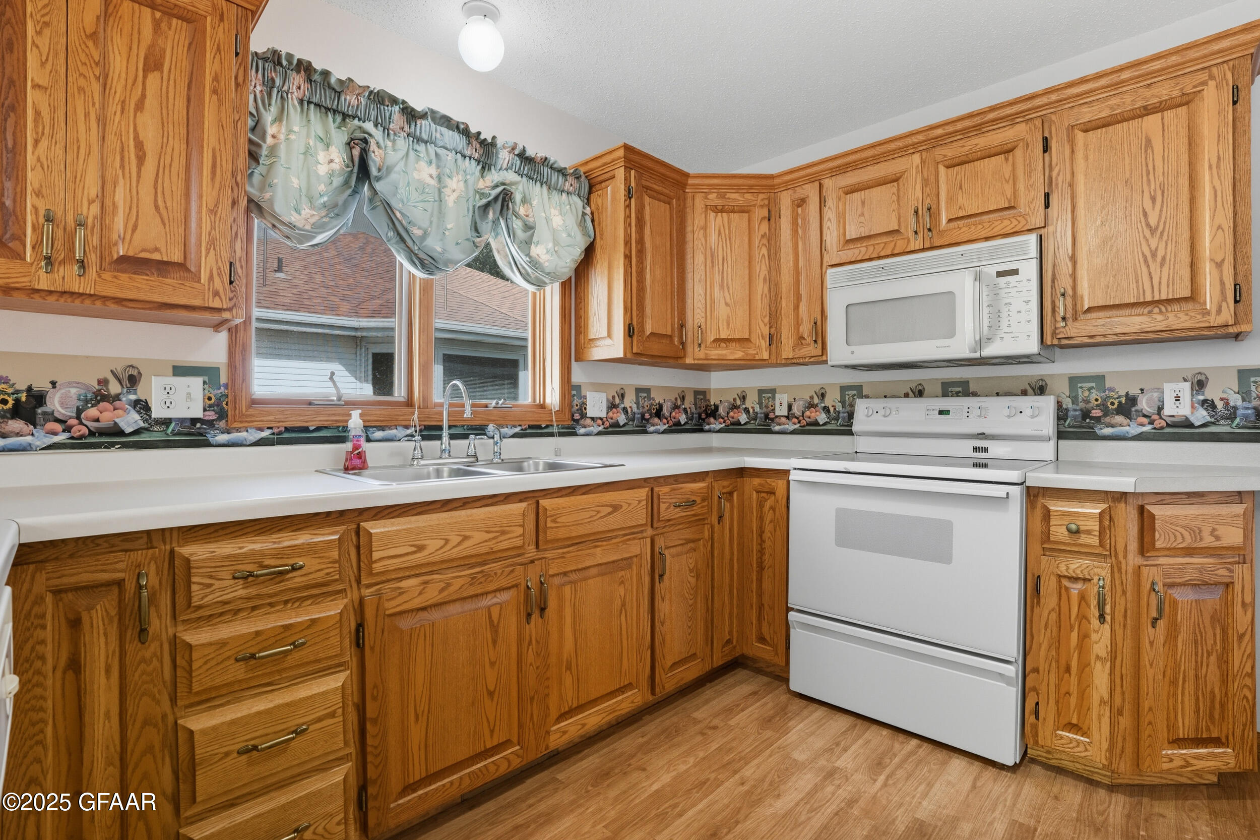 2237 36TH Street S
