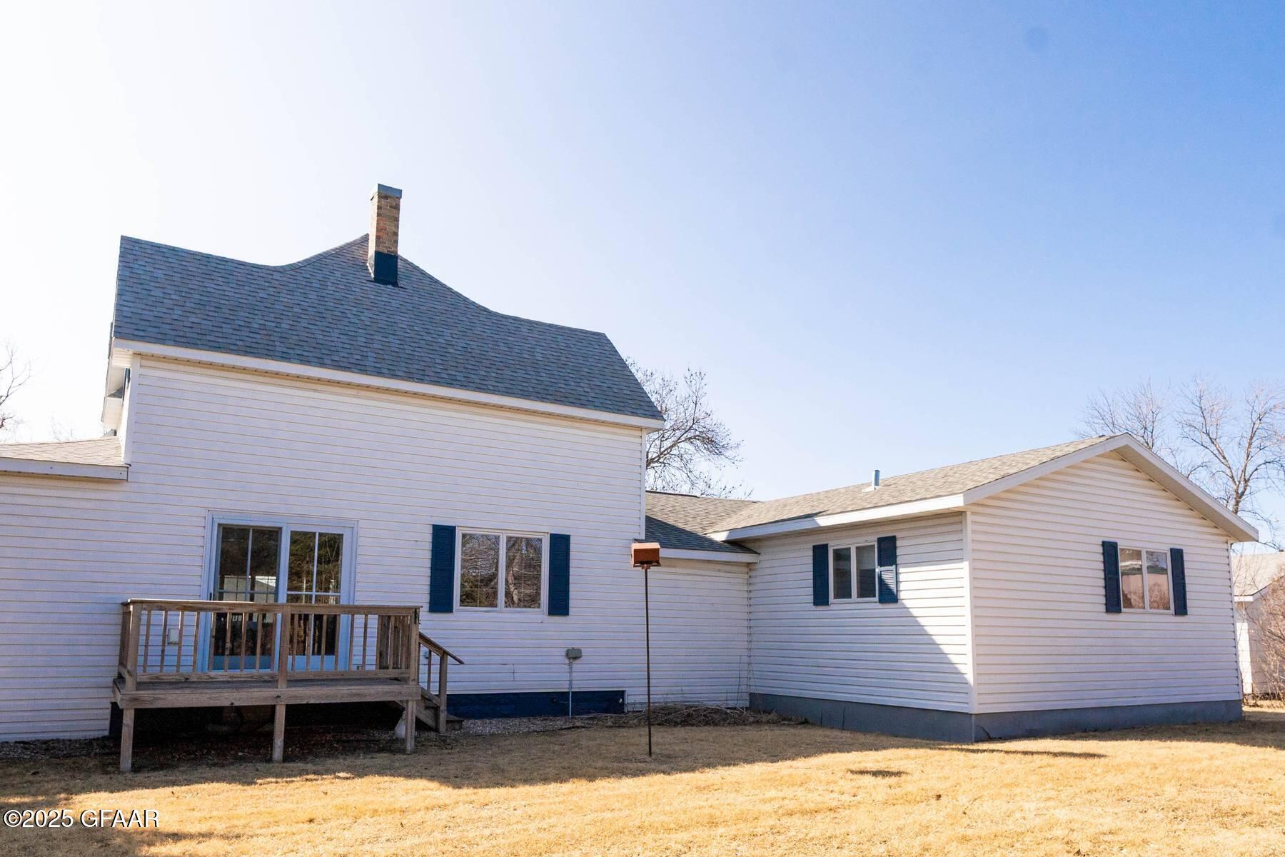 203 FLETCHER Avenue E