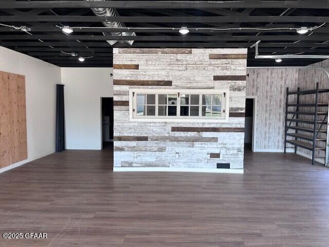 2017 WASHINGTON Street S