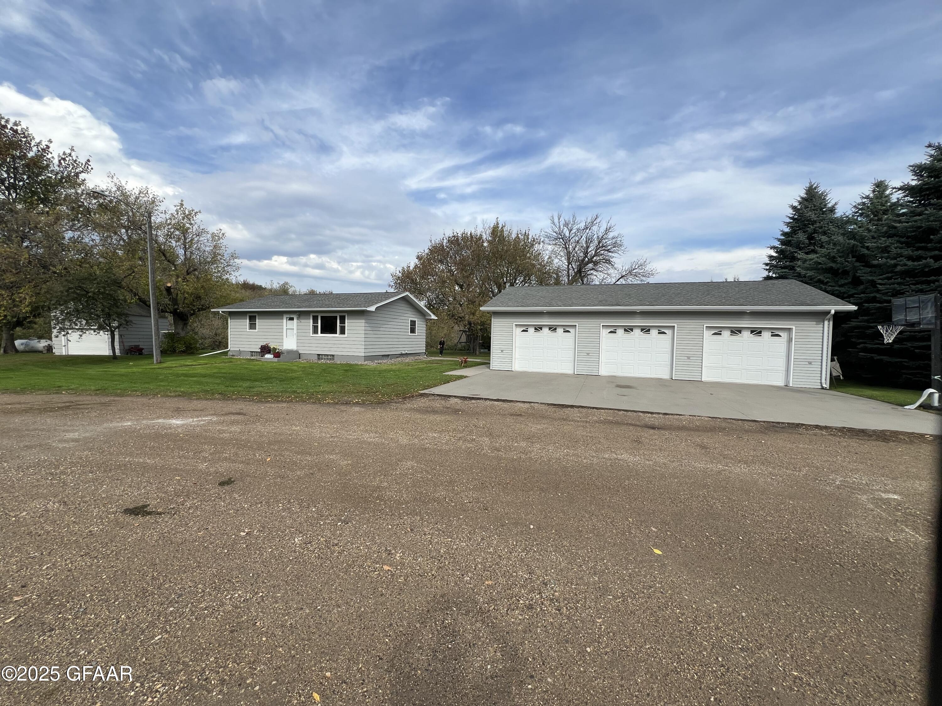 916 7TH Street