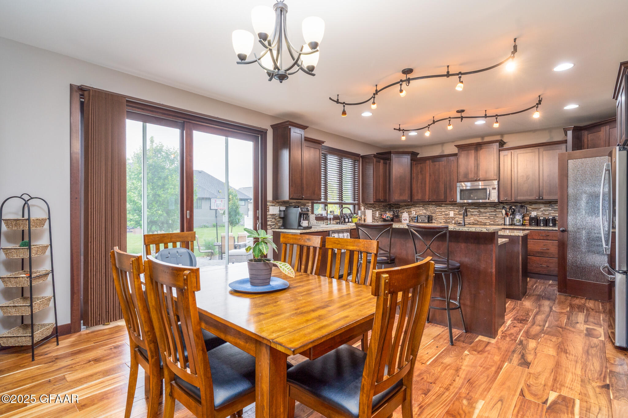 5518 CHARLIE RAY Drive