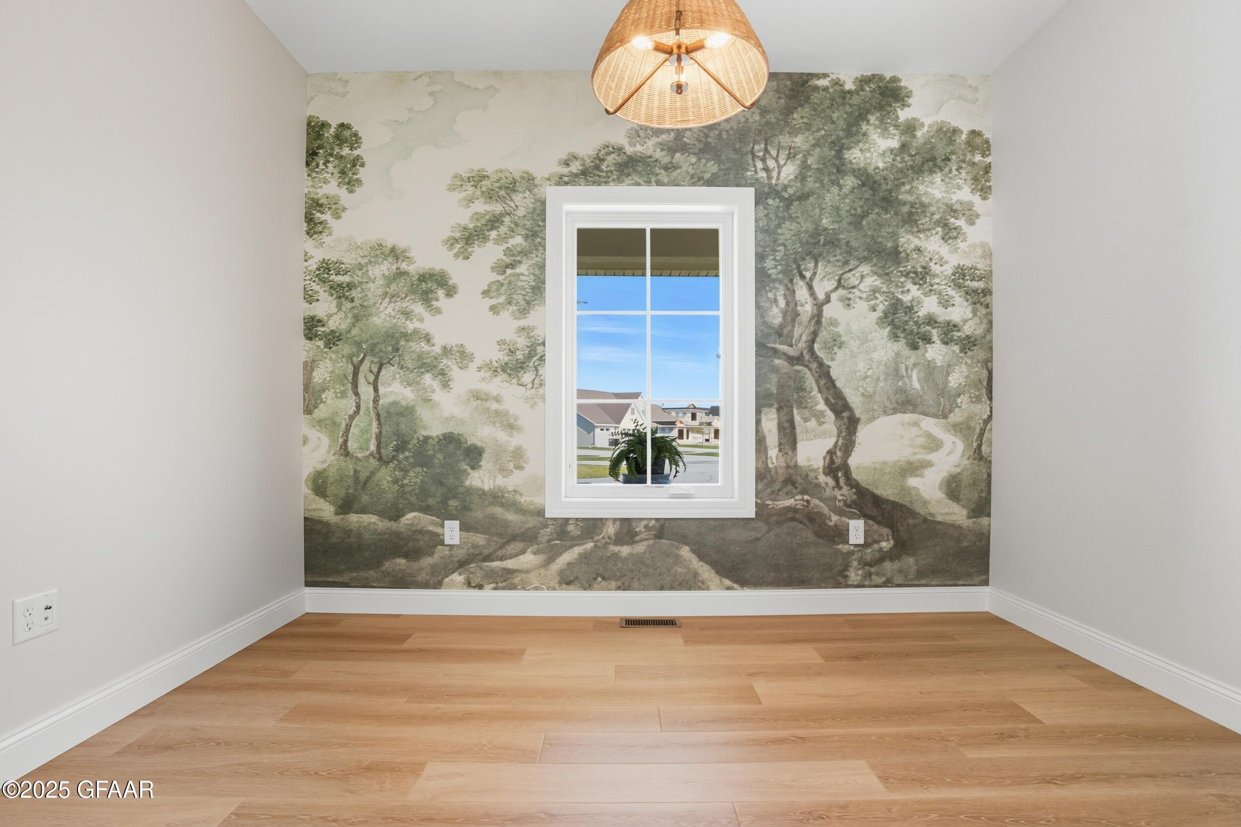 5959 SYLVIA Circle