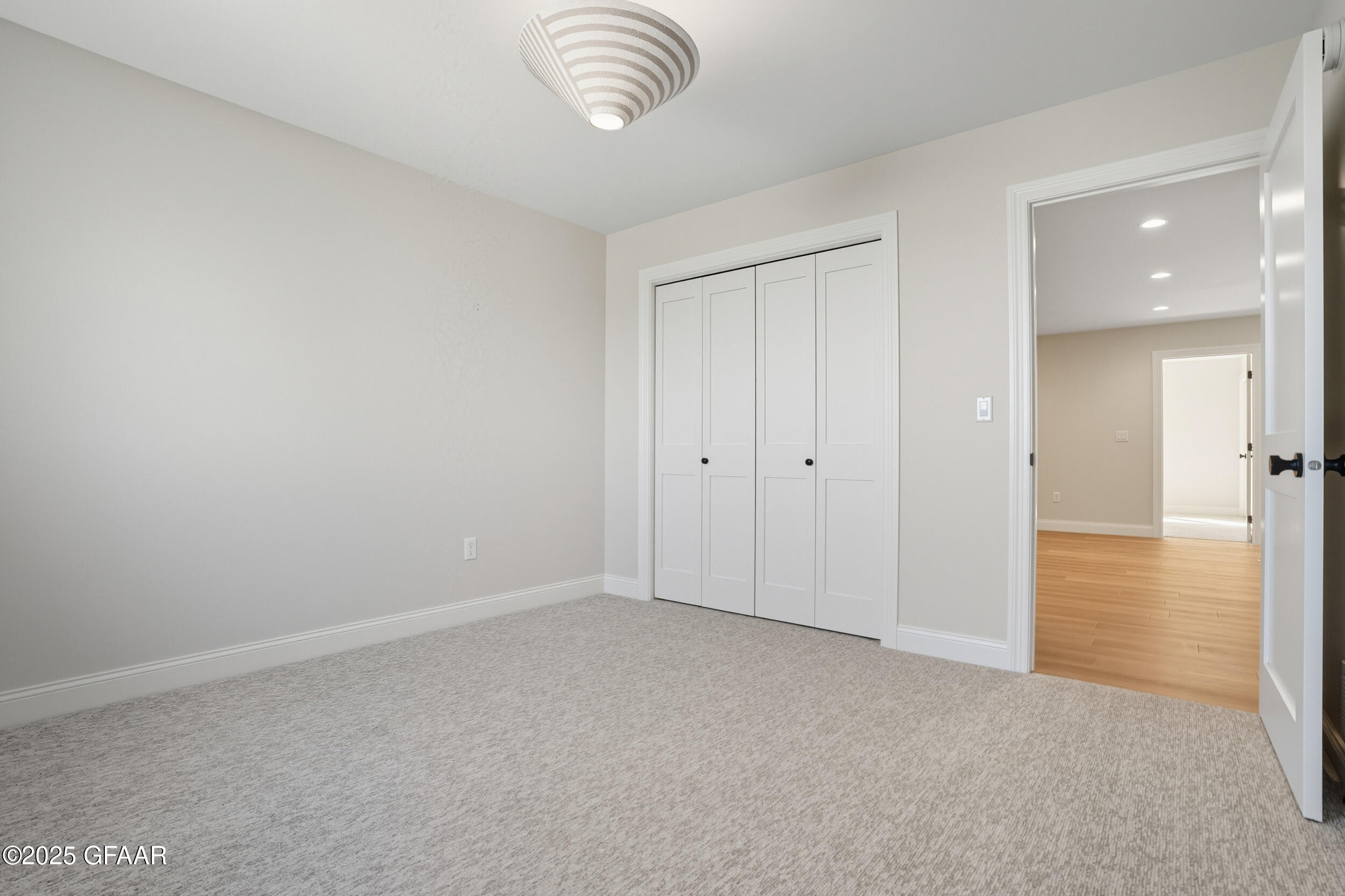 5959 SYLVIA Circle