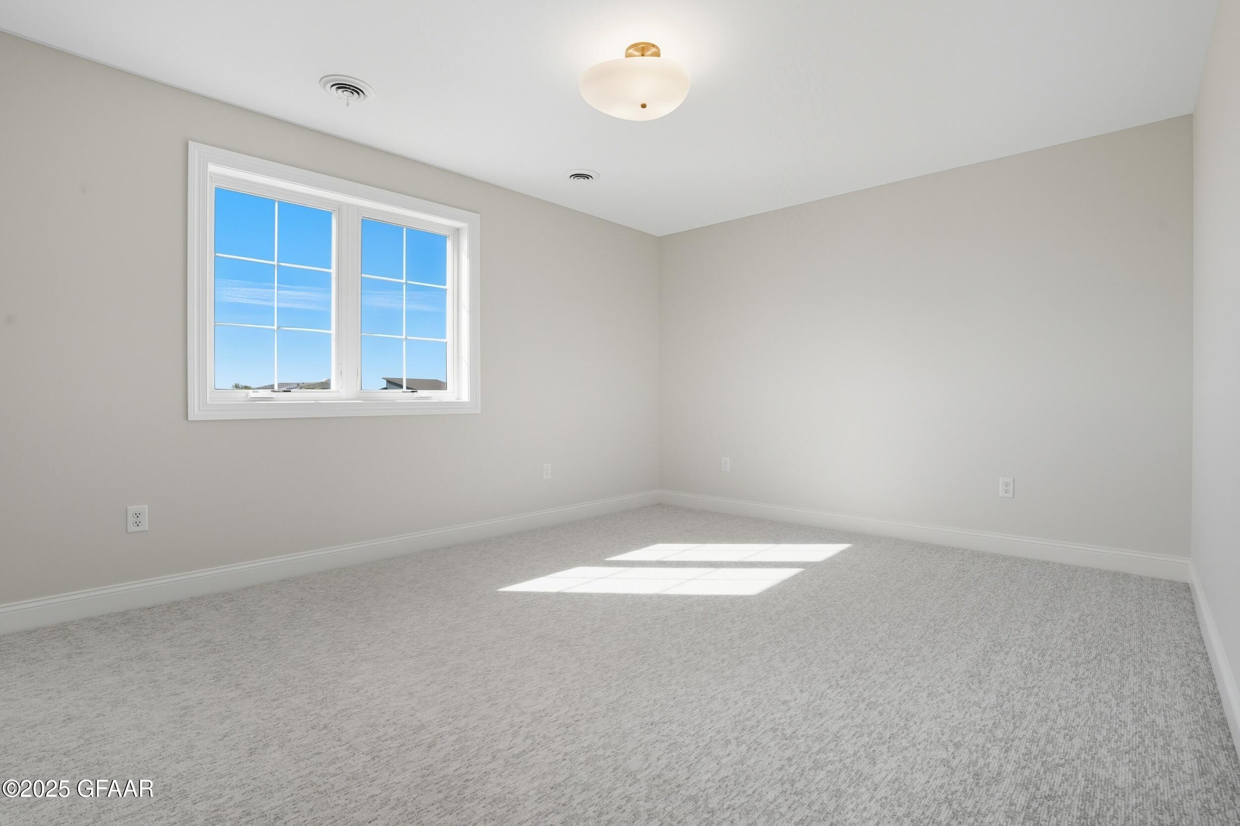 5959 SYLVIA Circle