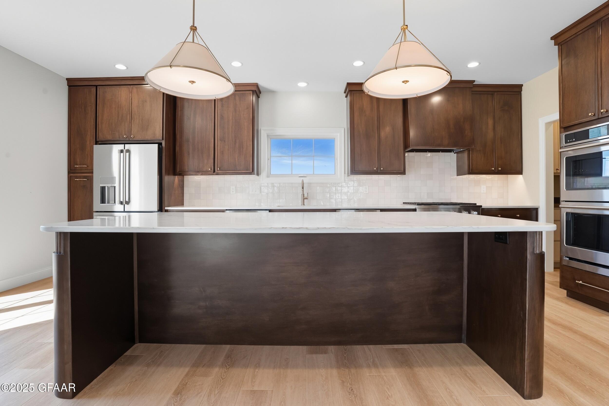 5959 SYLVIA Circle