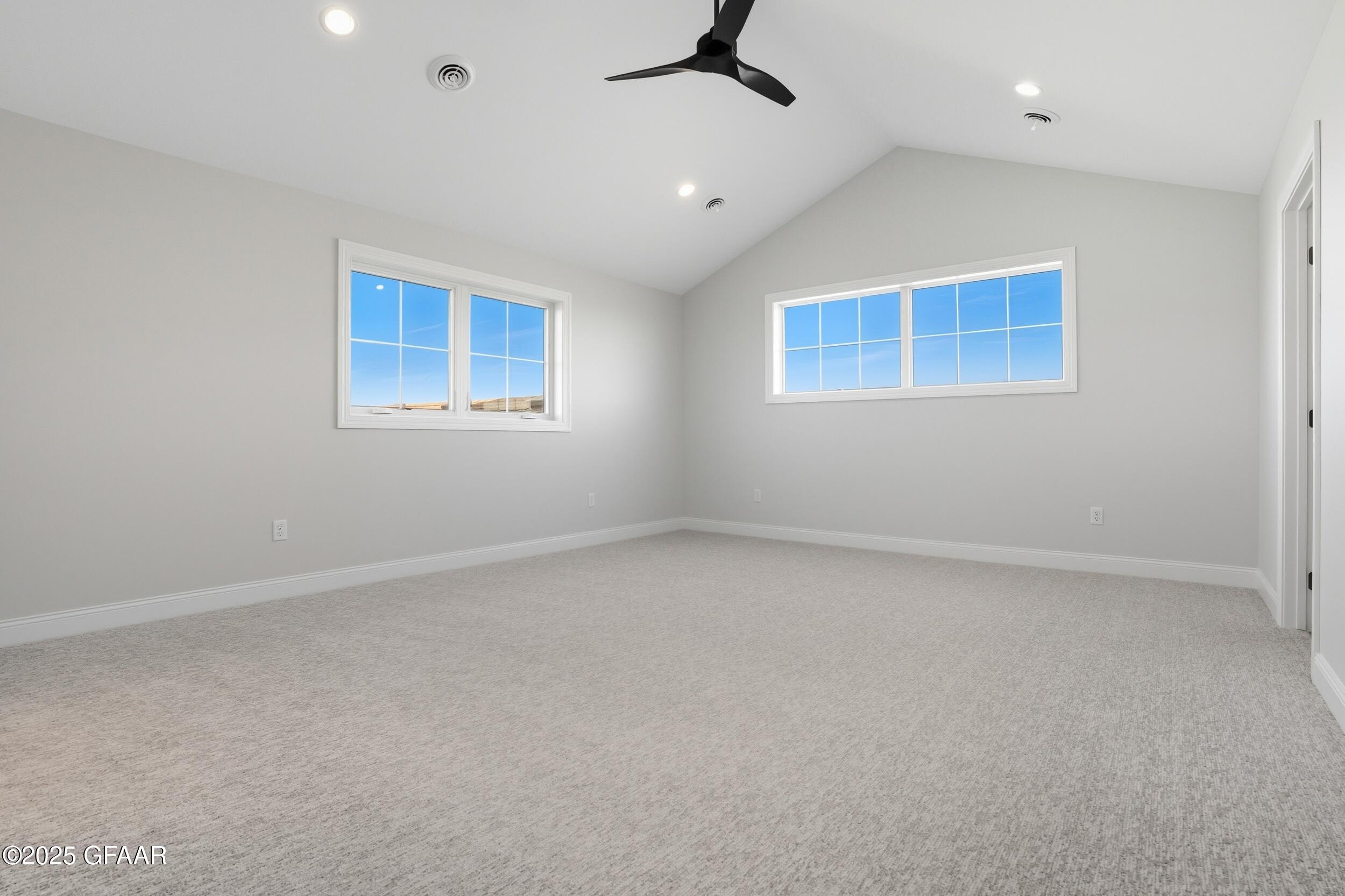 5959 SYLVIA Circle