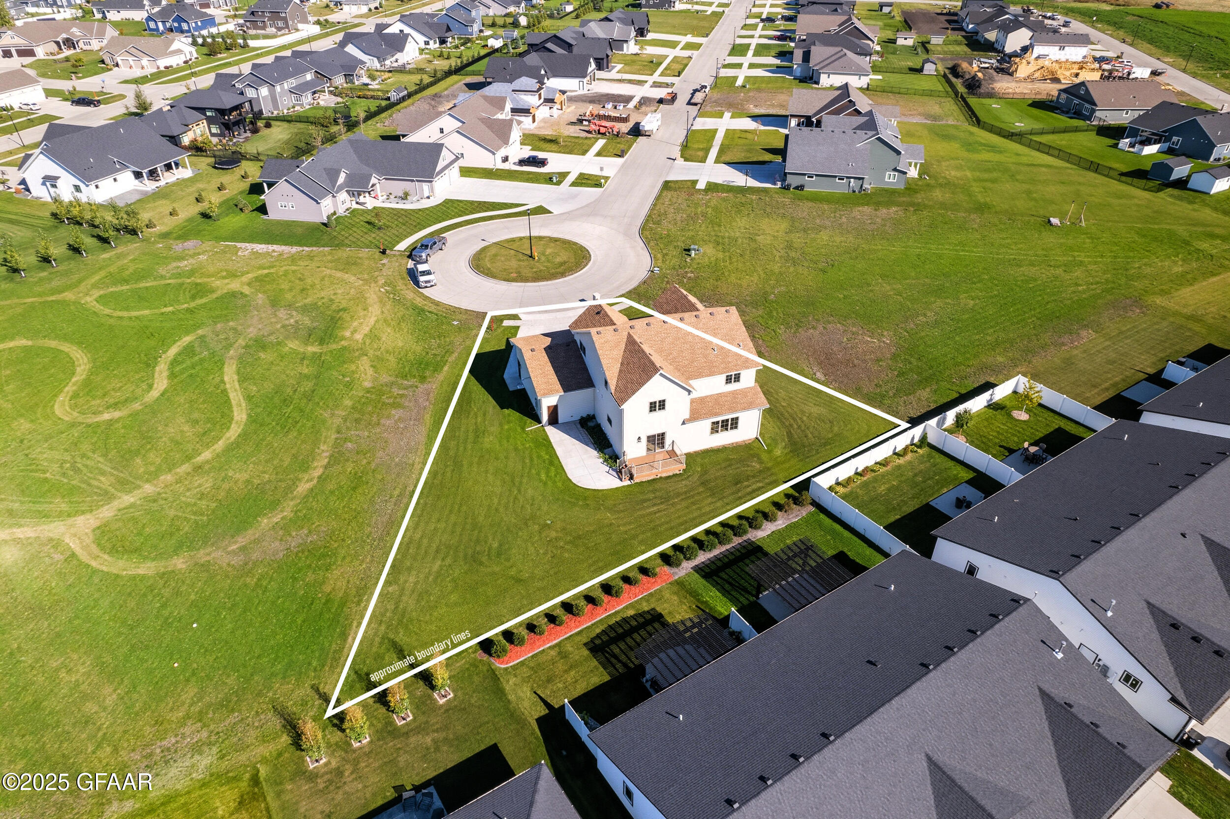 5959 SYLVIA Circle