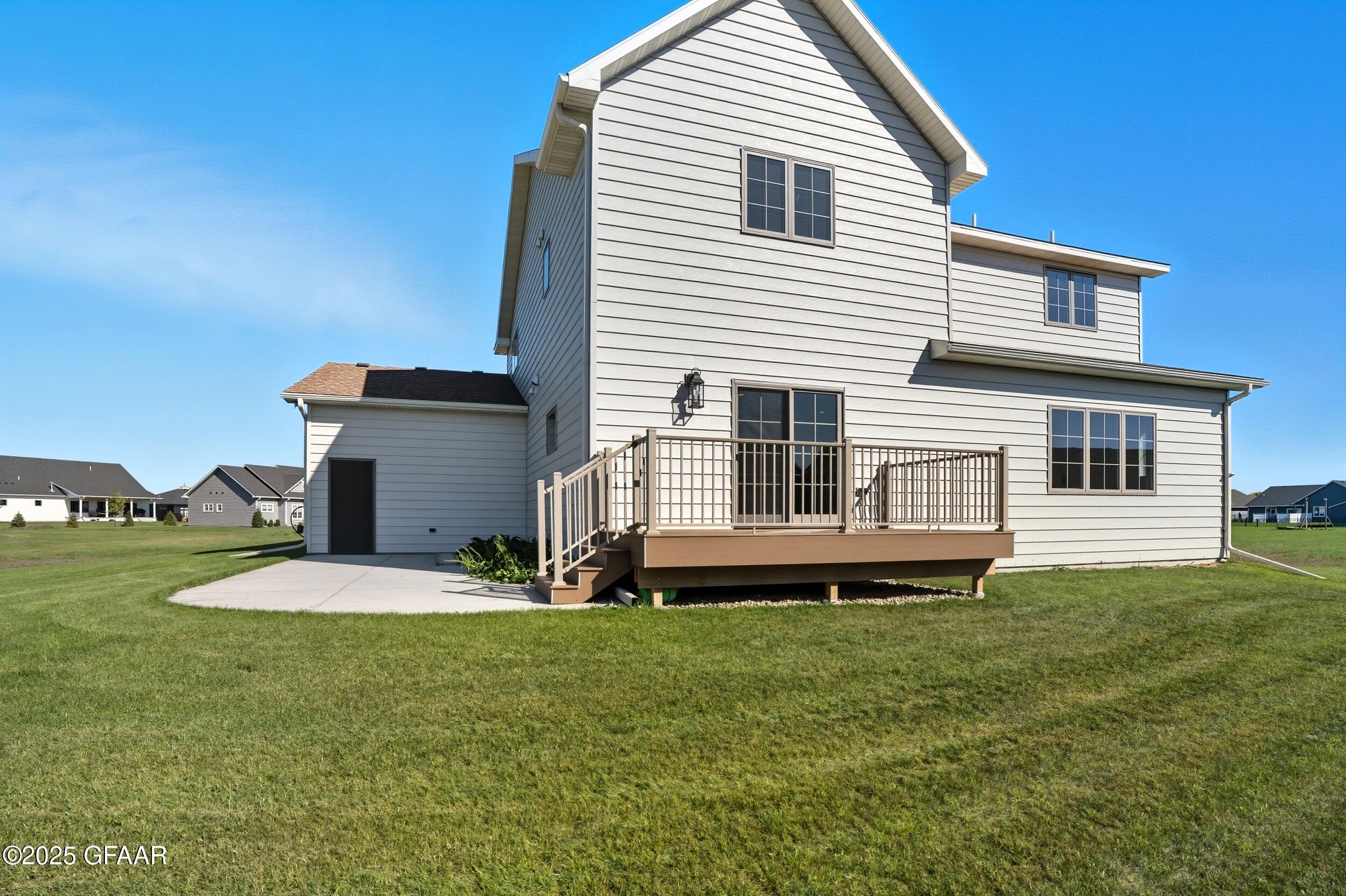 5959 SYLVIA Circle