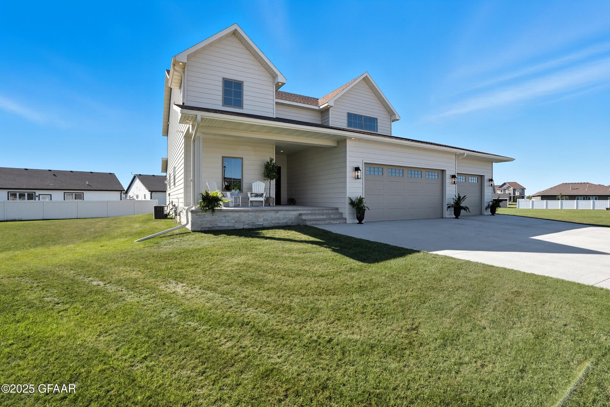 5959 SYLVIA Circle