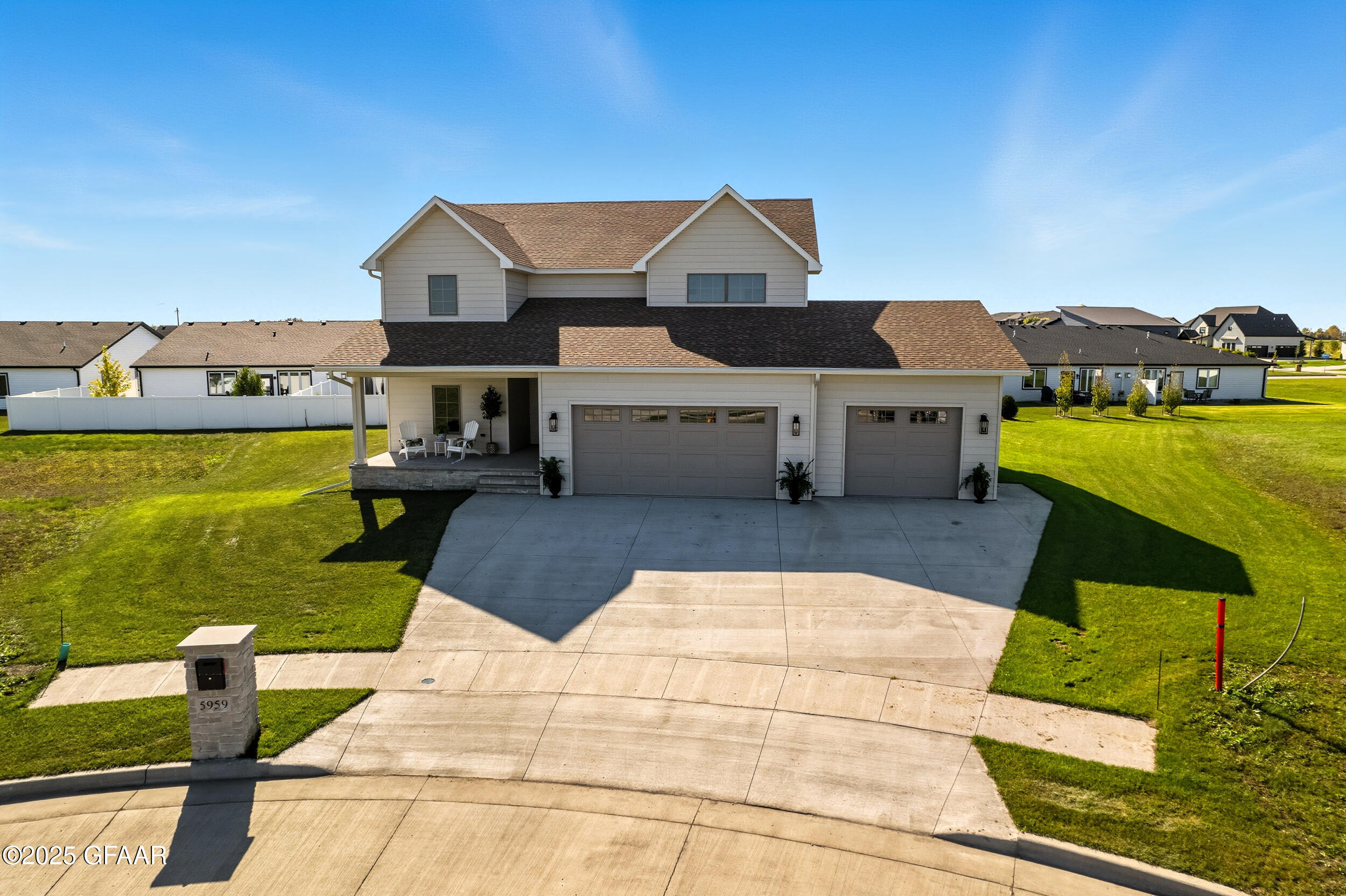 5959 SYLVIA Circle