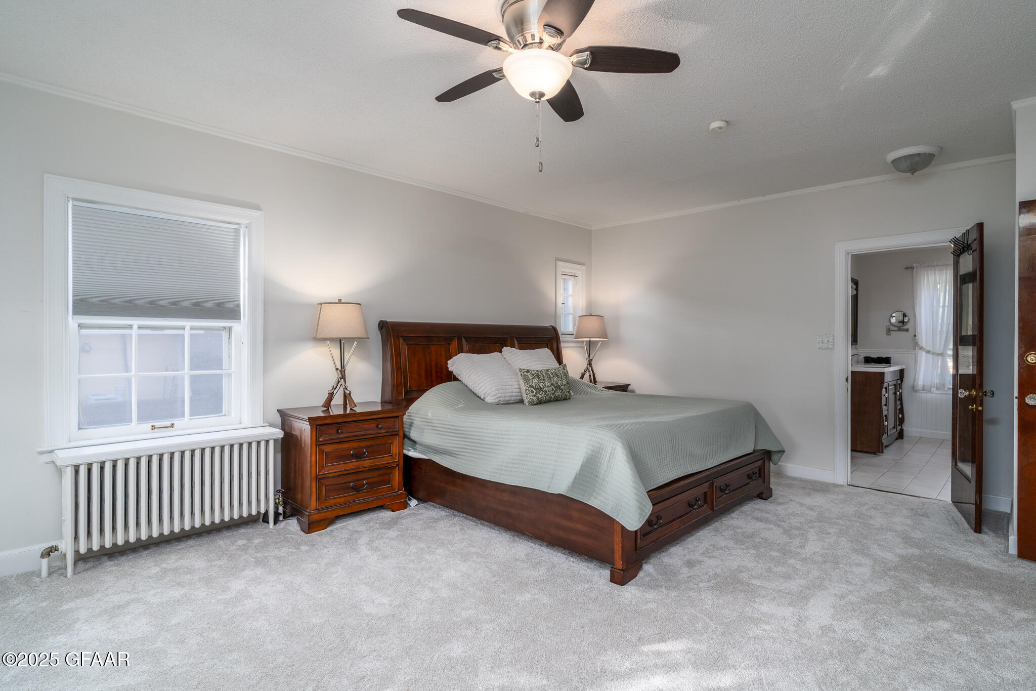 1125 REEVES Drive