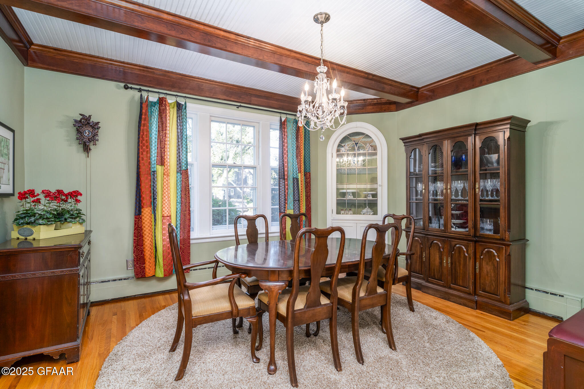 1125 REEVES Drive