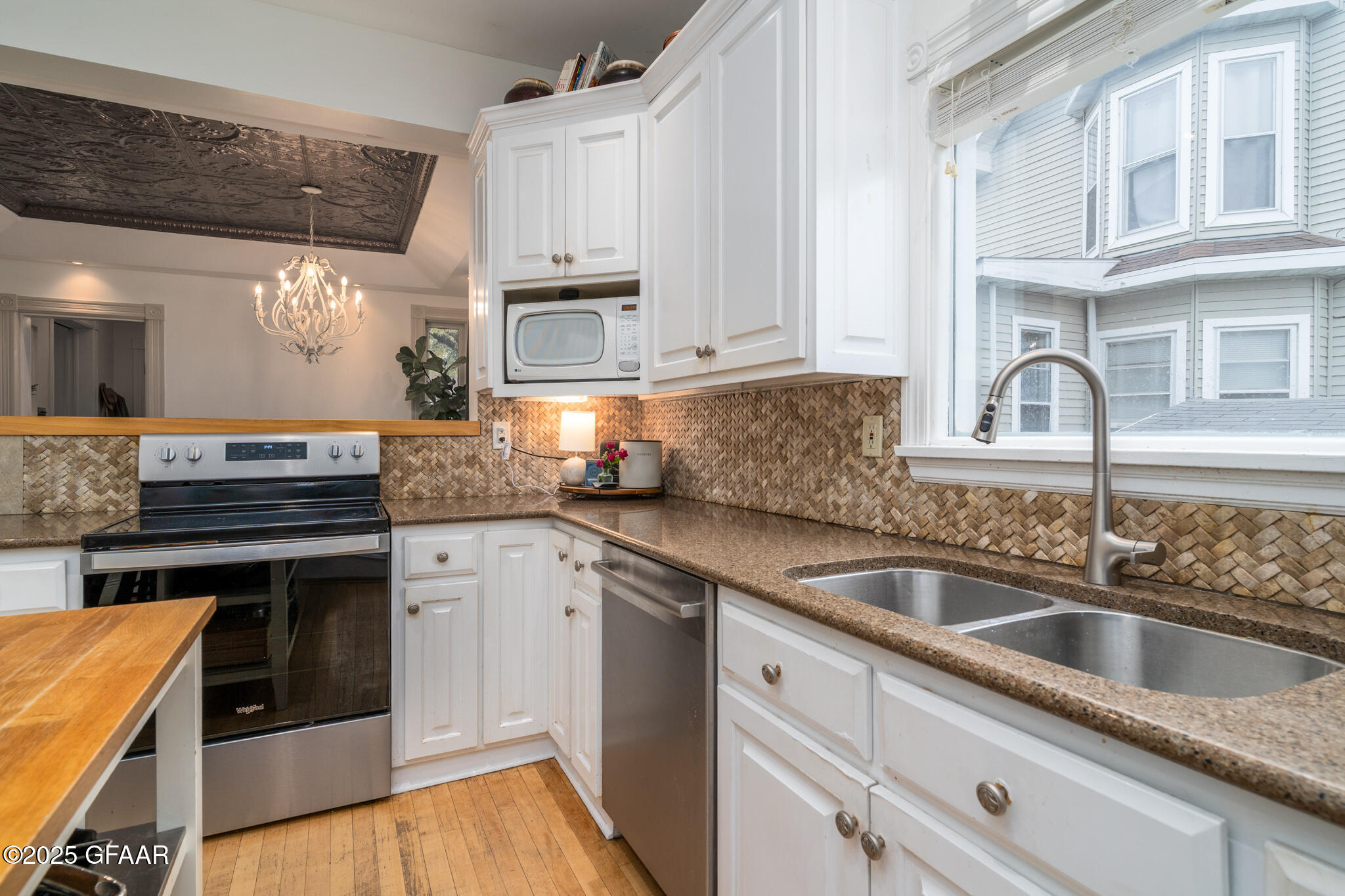 413 5TH Street S, Grand Forks