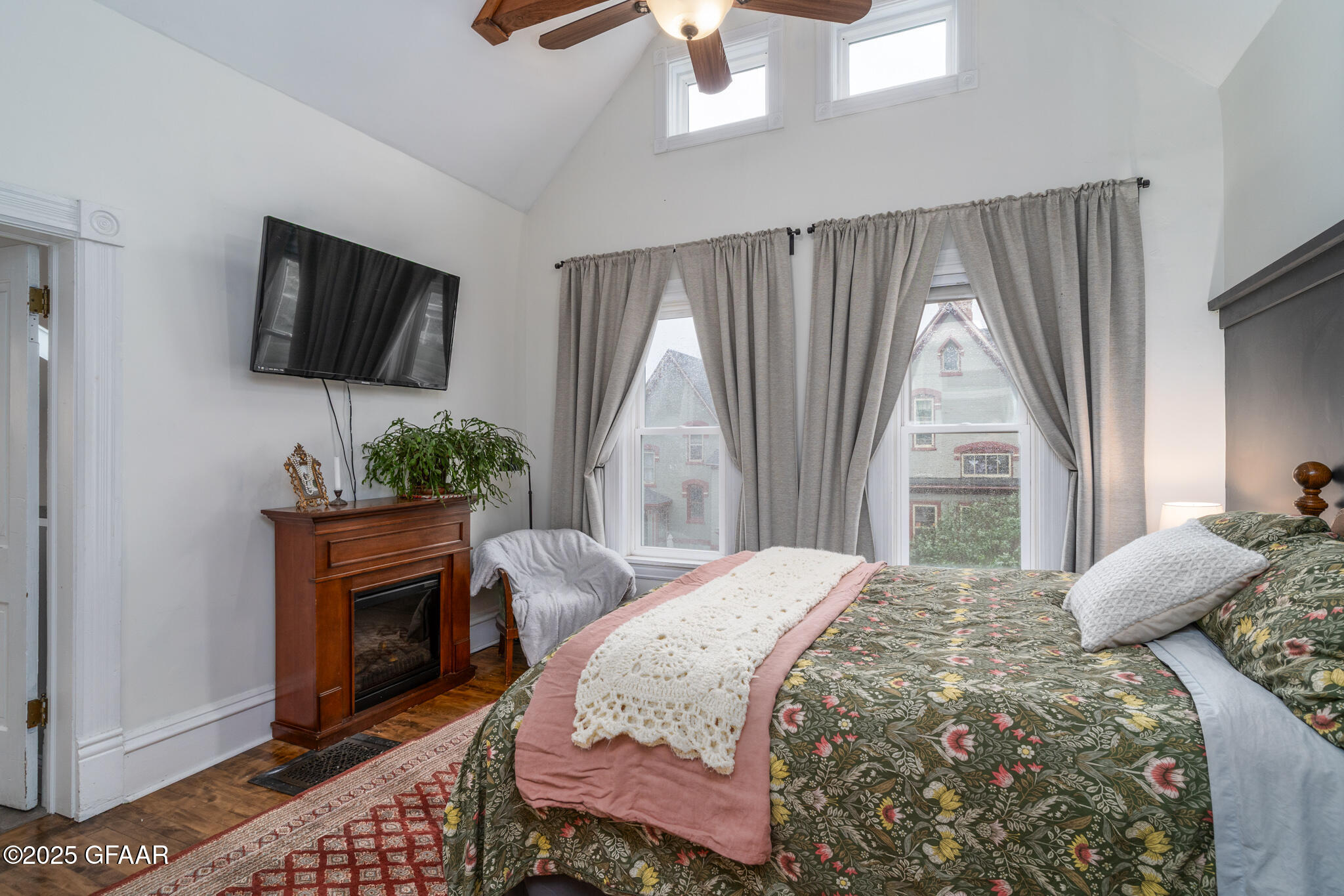 413 5TH Street S, Grand Forks