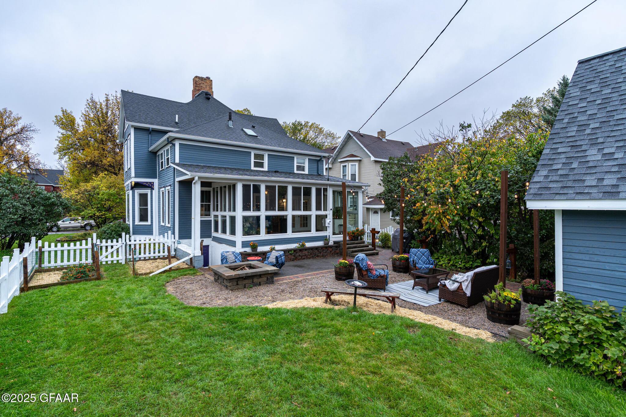 413 5TH Street S, Grand Forks