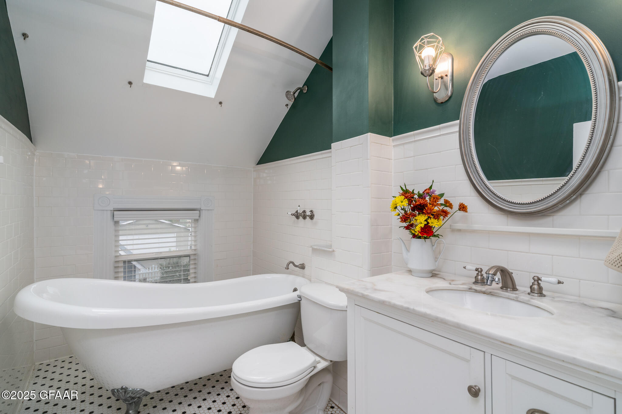 413 5TH Street S, Grand Forks