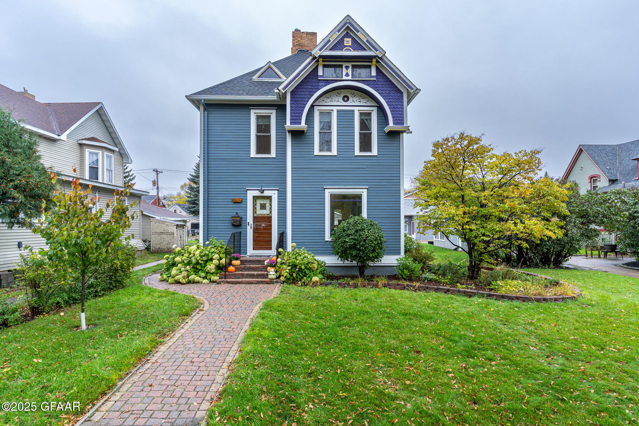 413 5TH Street S, Grand Forks