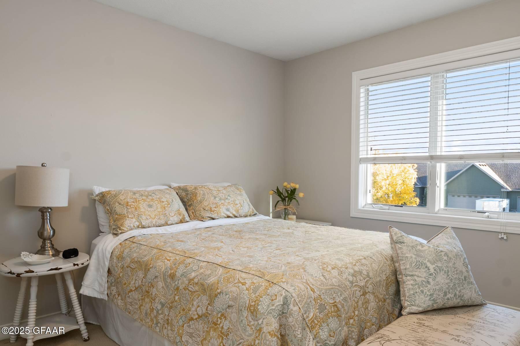 49 DESIREE Drive, Grand Forks