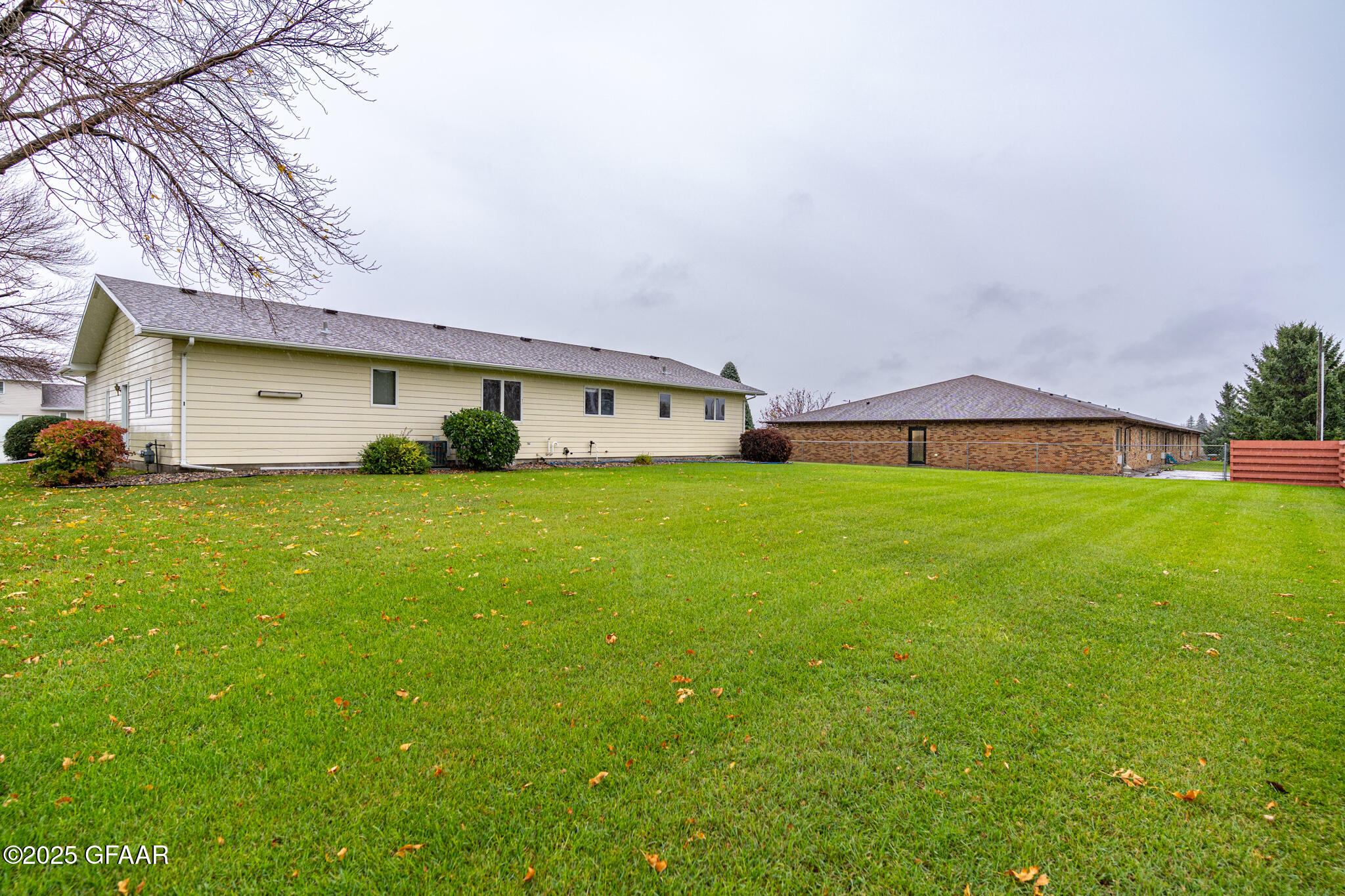 406 MEMORIAL Drive, Fisher