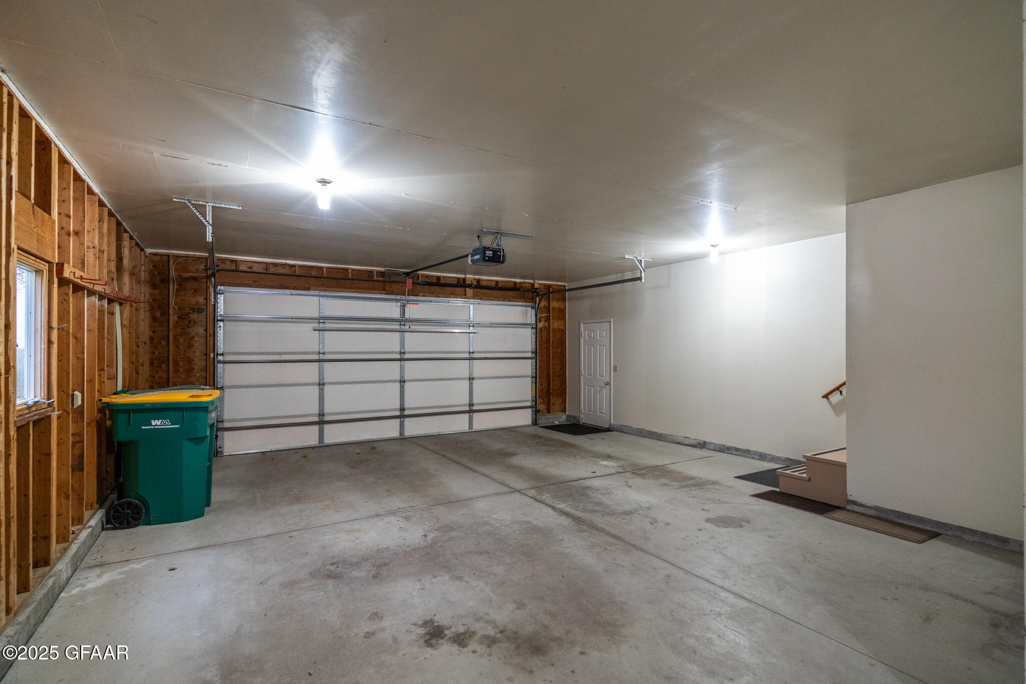 406 MEMORIAL Drive, Fisher