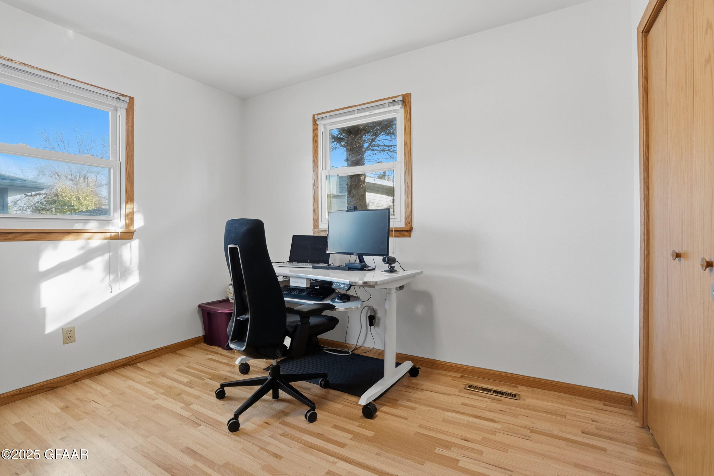 805 21ST Street S, Grand Forks