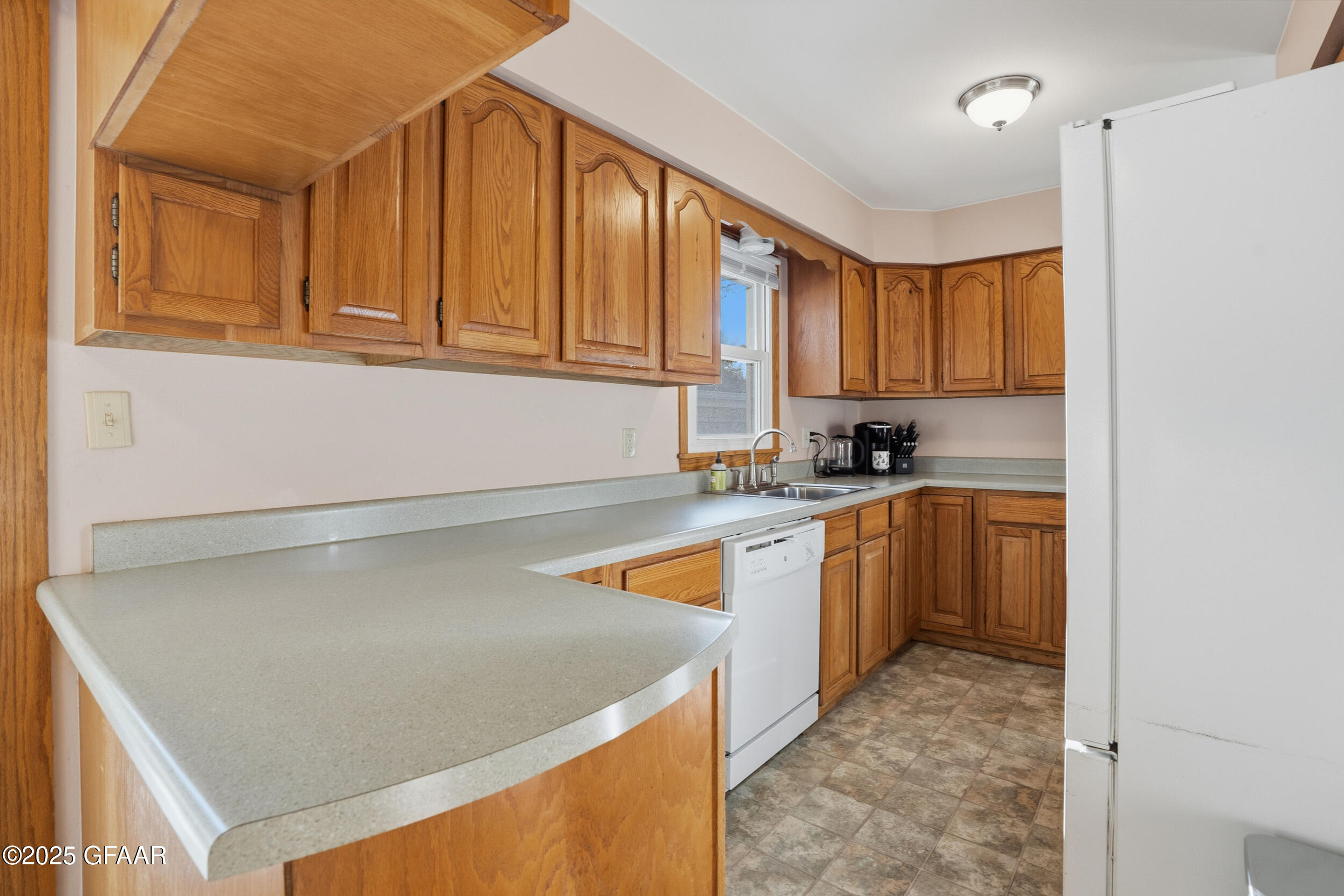 805 21ST Street S, Grand Forks