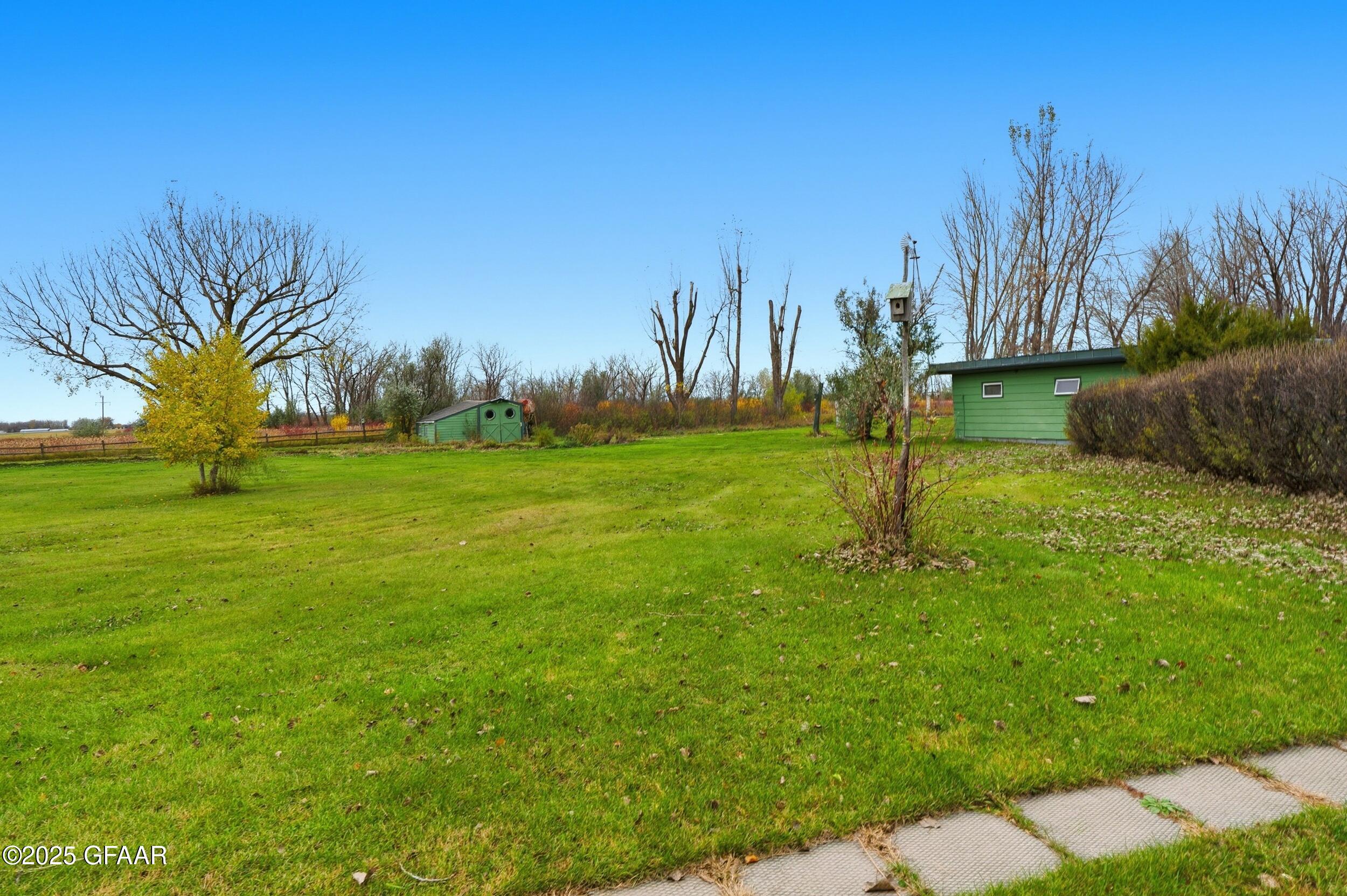 2950 US HWY 2 W, Emerado