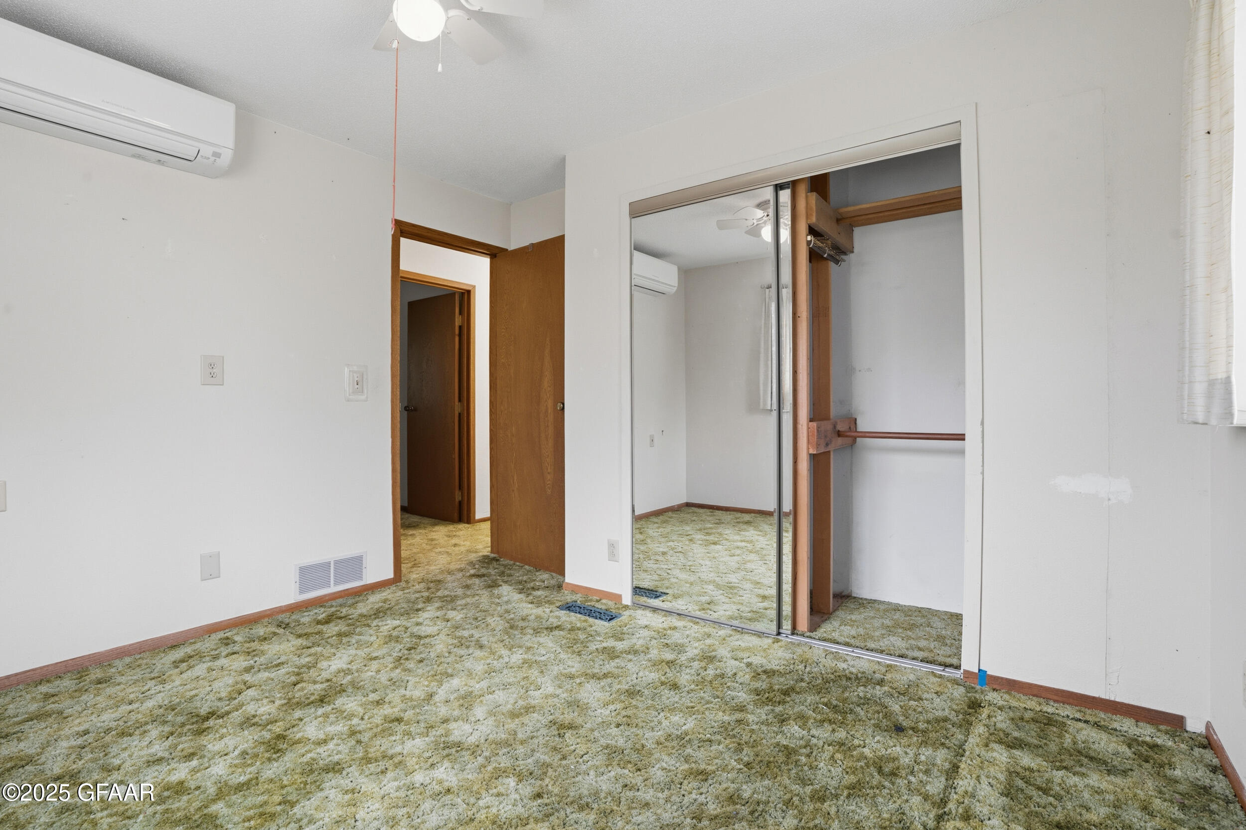 2950 US HWY 2 W, Emerado