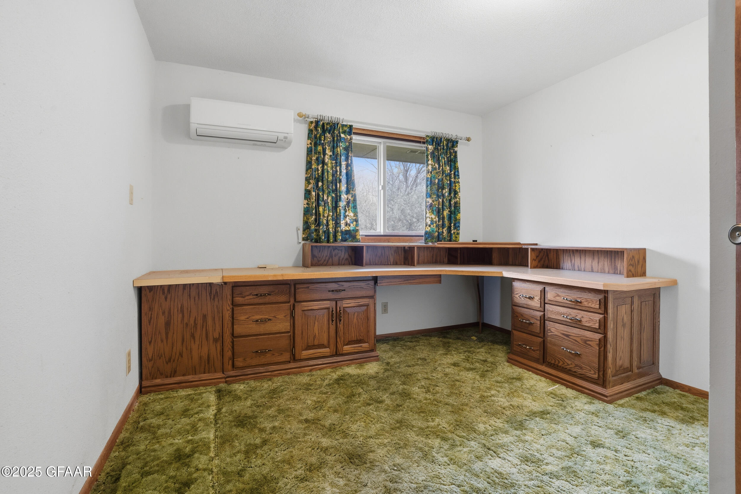 2950 US HWY 2 W, Emerado