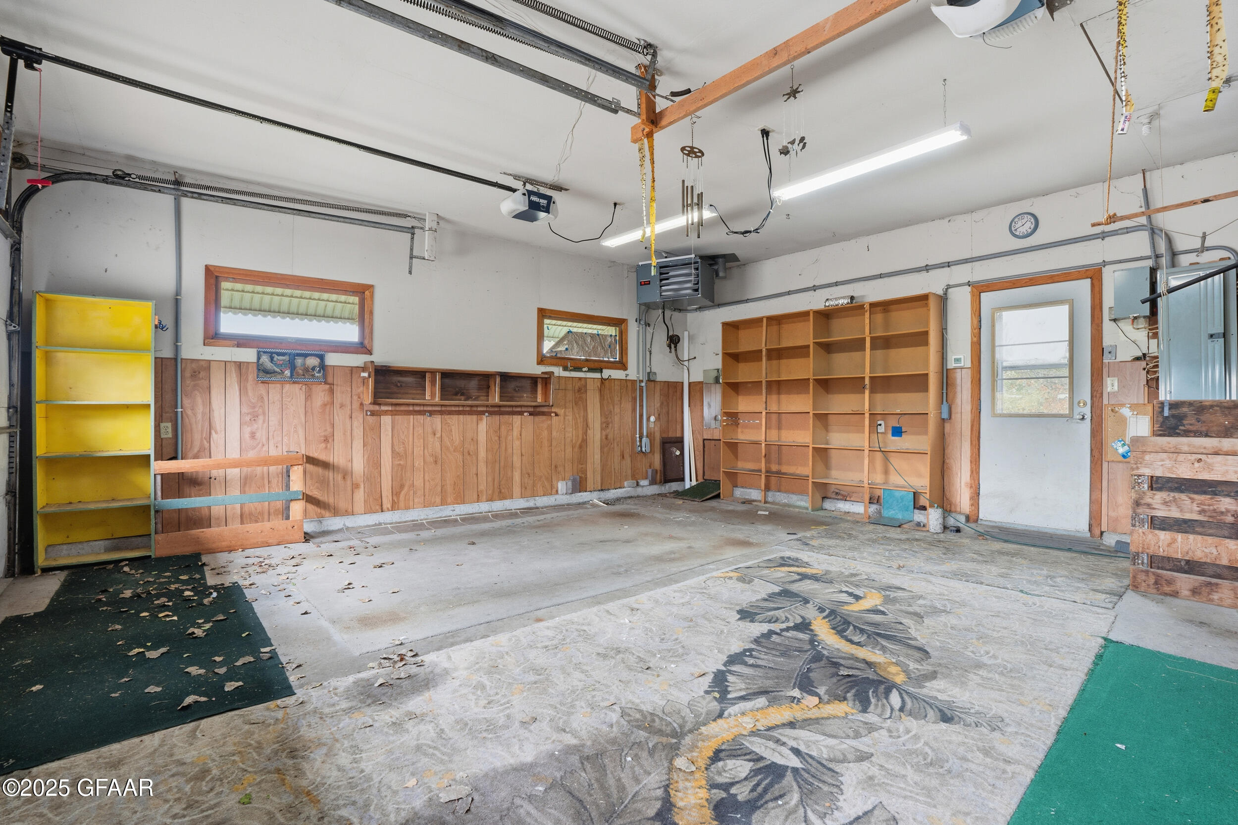 2950 US HWY 2 W, Emerado