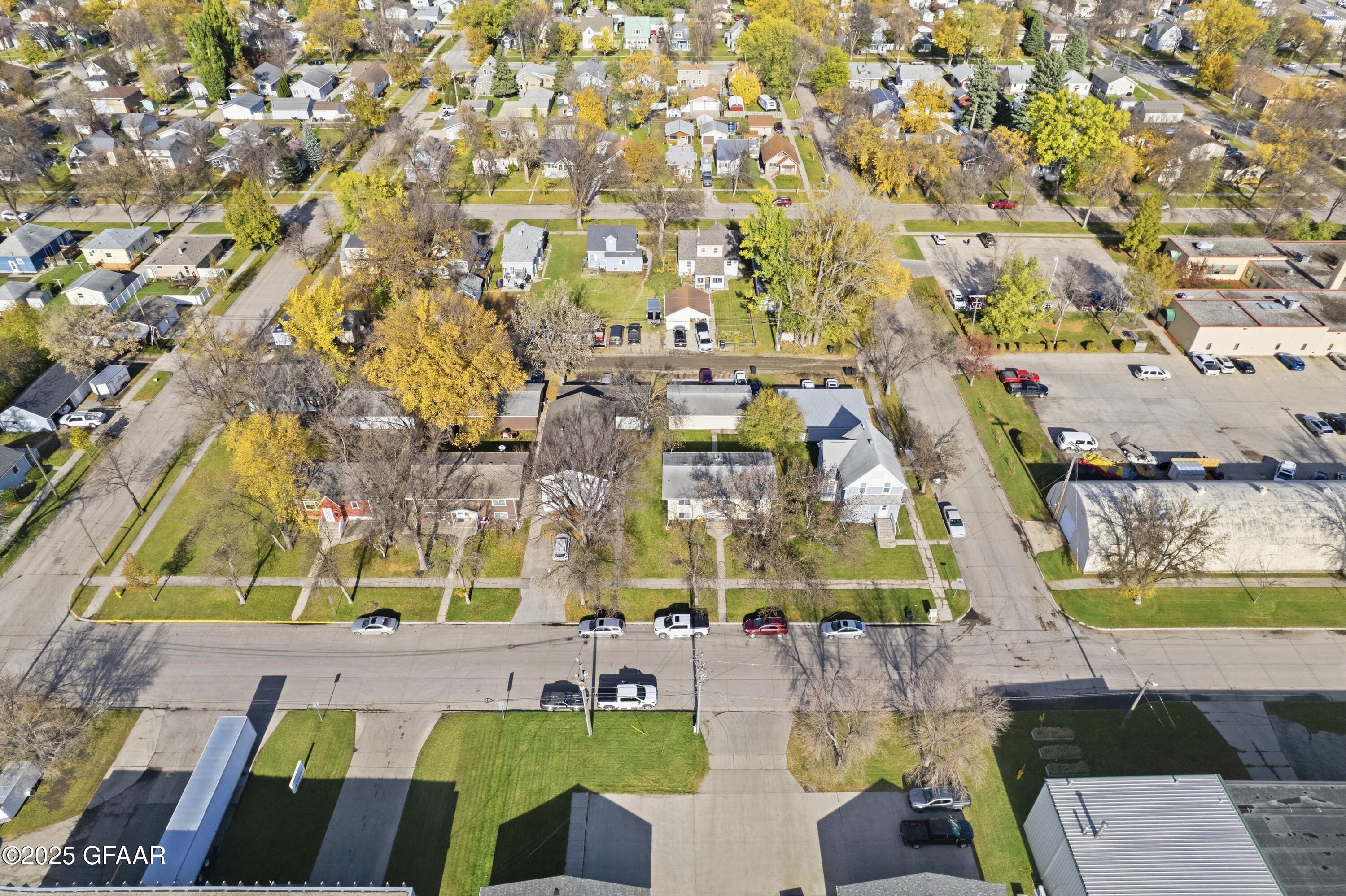 1506/1508 DYKE Avenue