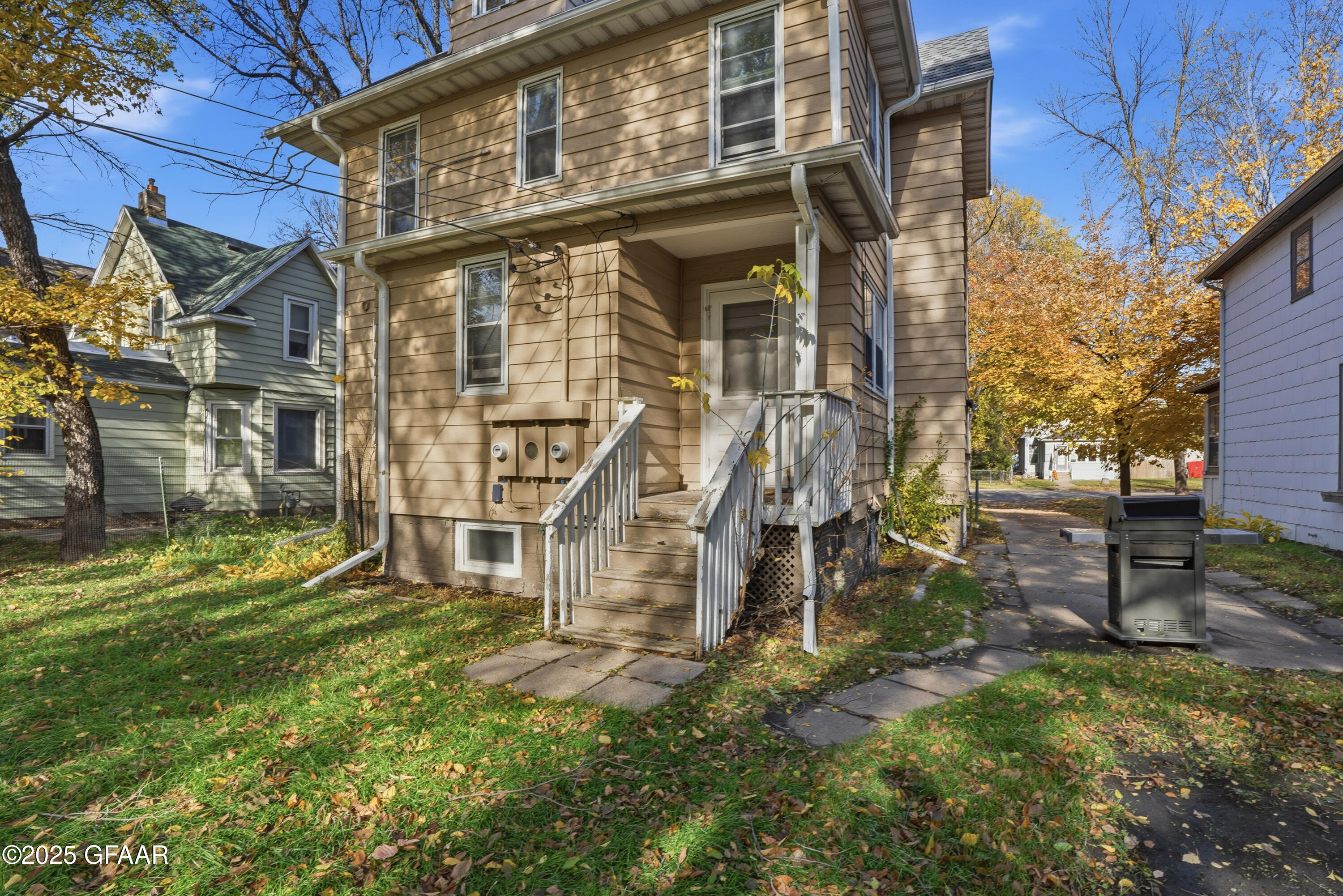 1509 UNIVERSITY Avenue