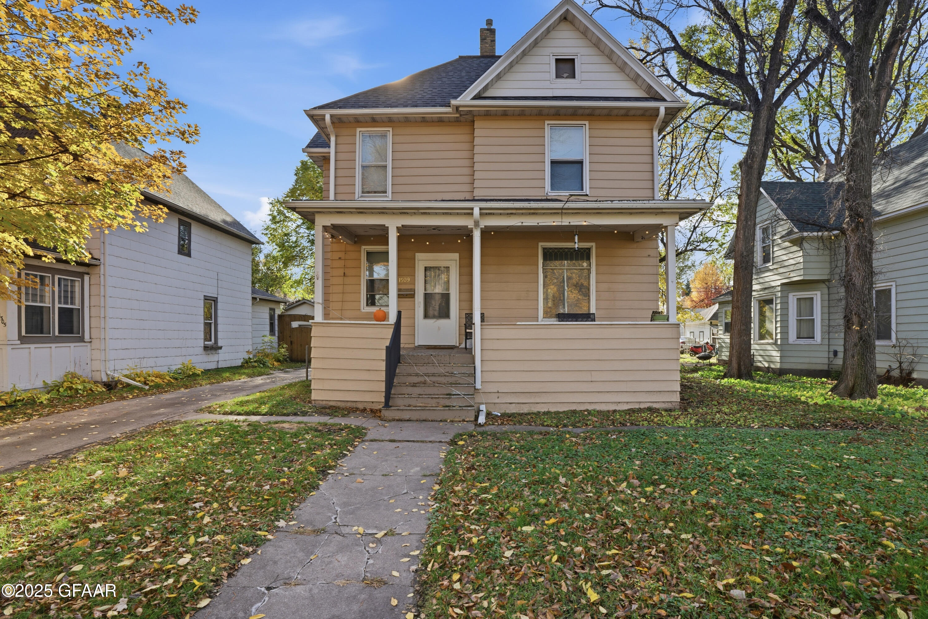 1509 UNIVERSITY Avenue