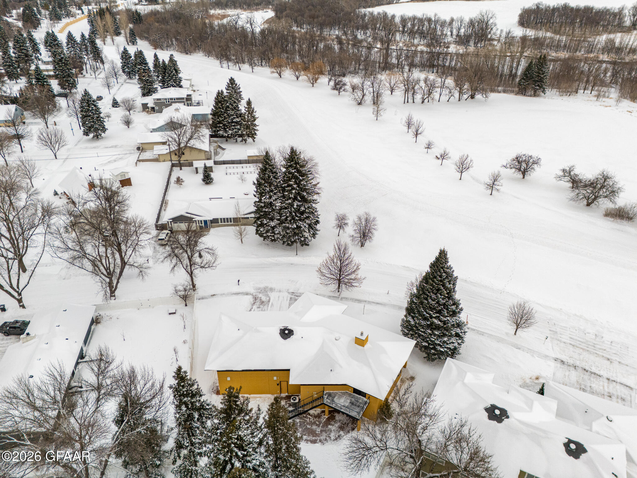 3012 E ELMWOOD Drive