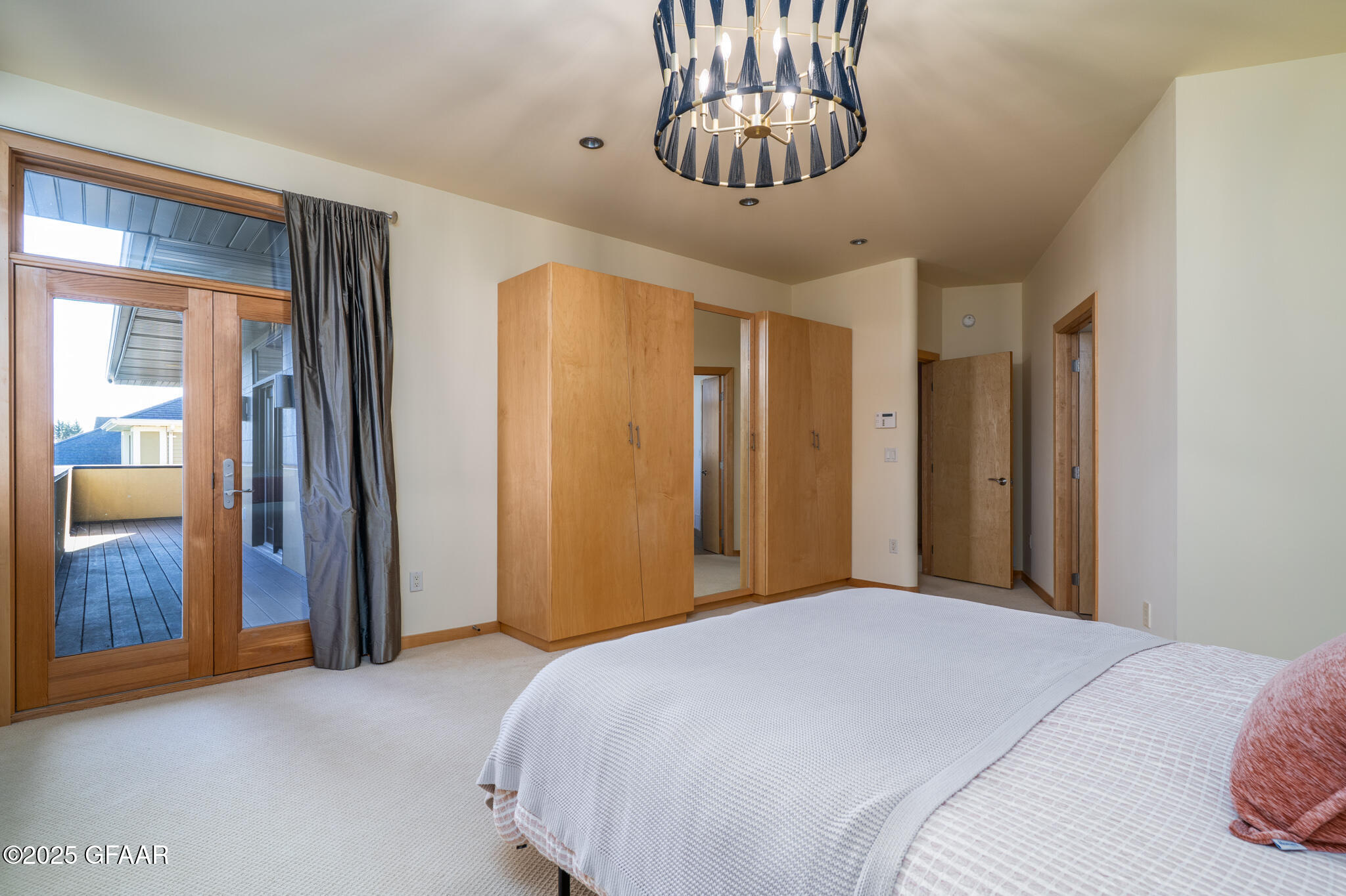 3012 E ELMWOOD Drive