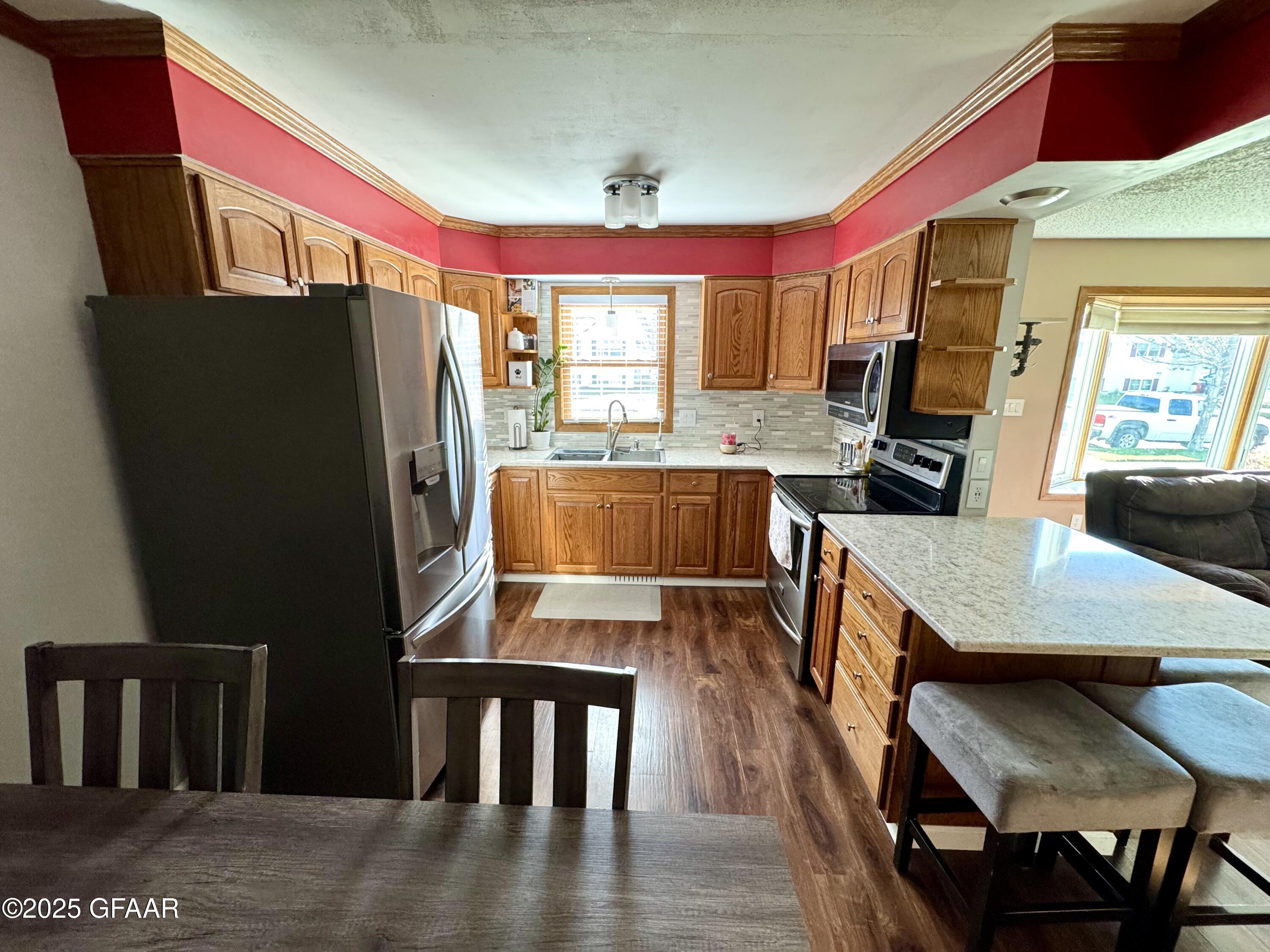 718 CENTRAL PLAINS Court