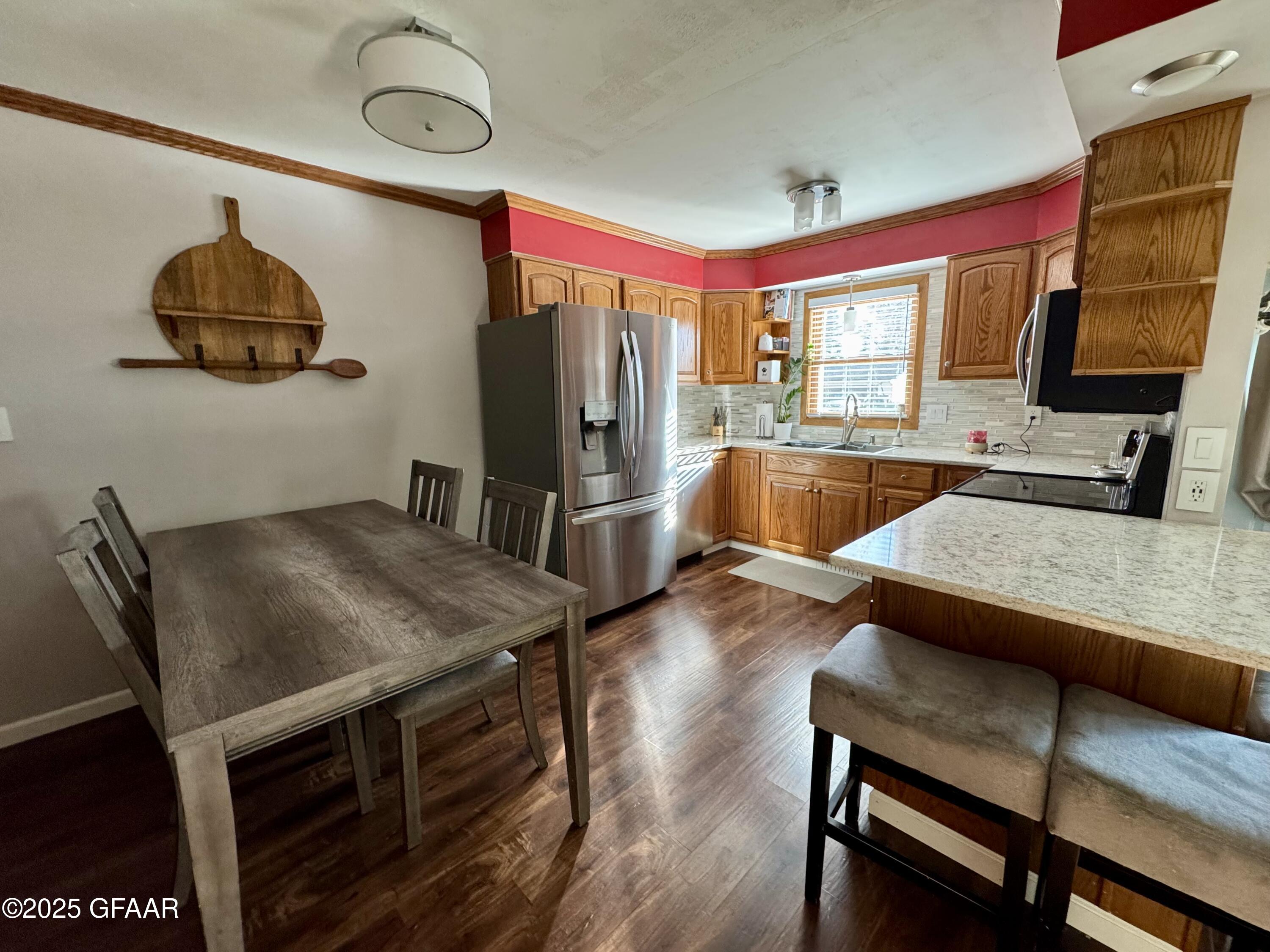 718 CENTRAL PLAINS Court