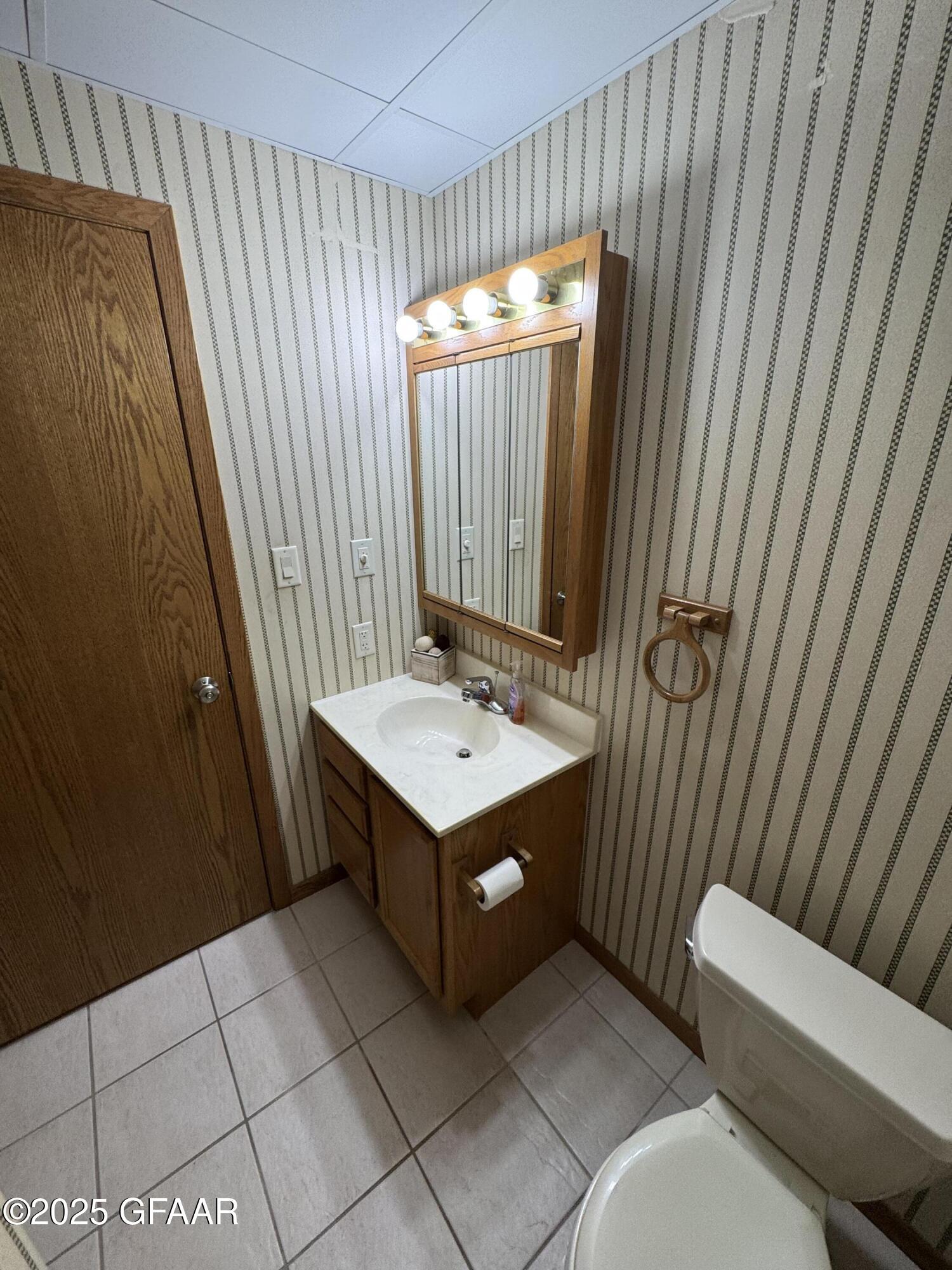 718 CENTRAL PLAINS Court