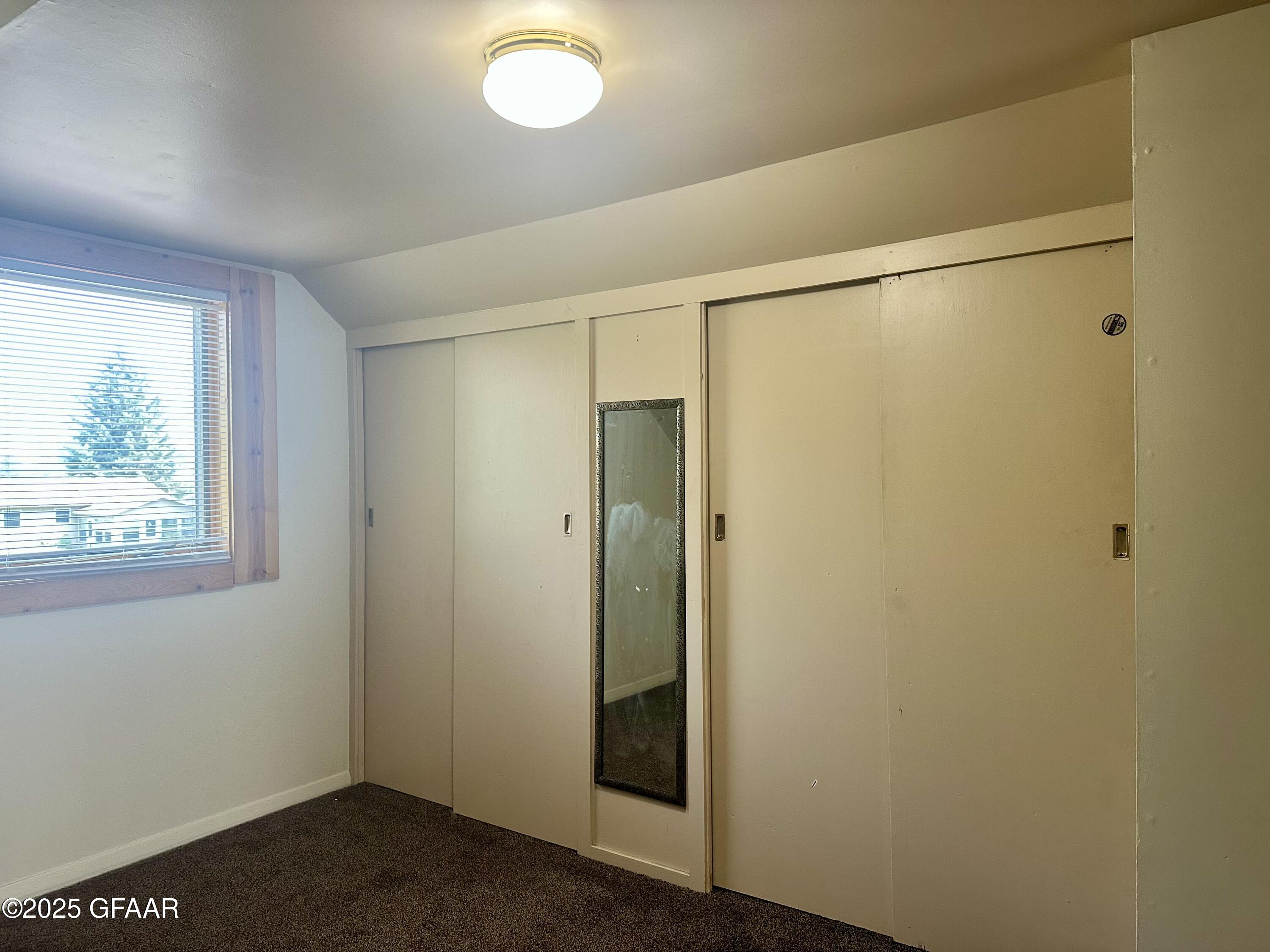 513 CENTRAL Avenue N