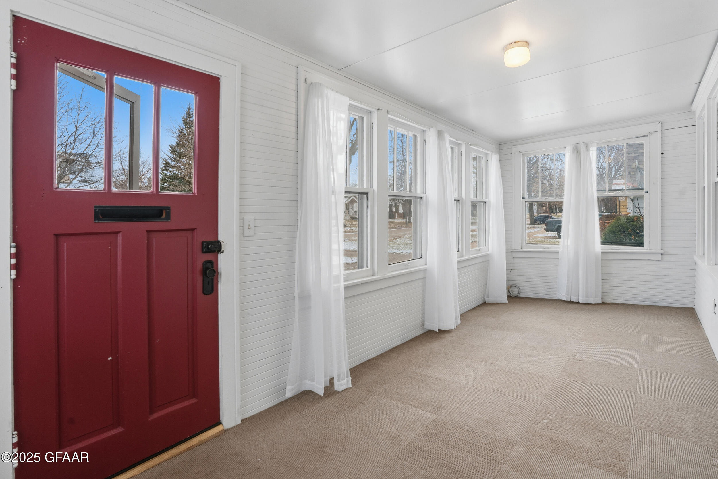 1006 COTTONWOOD Street