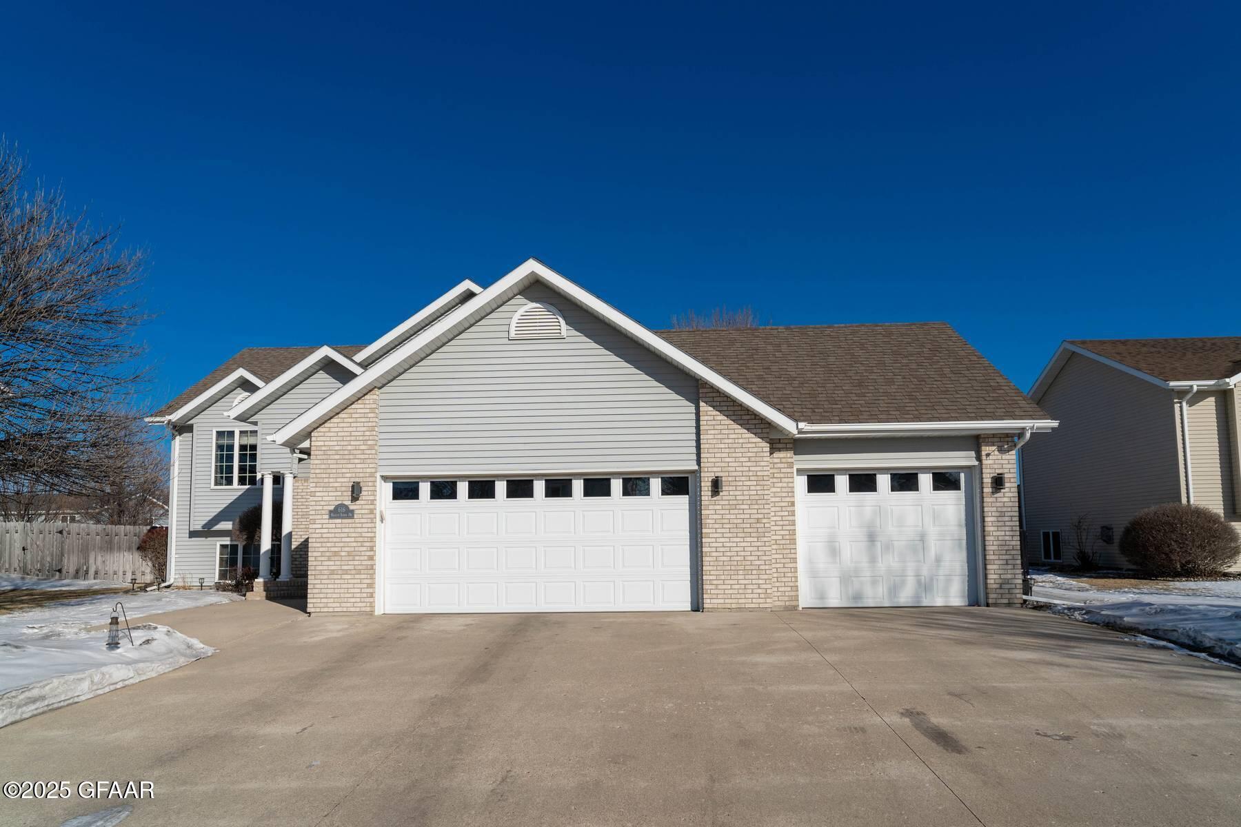 616 MIGHTY ACRES Drive