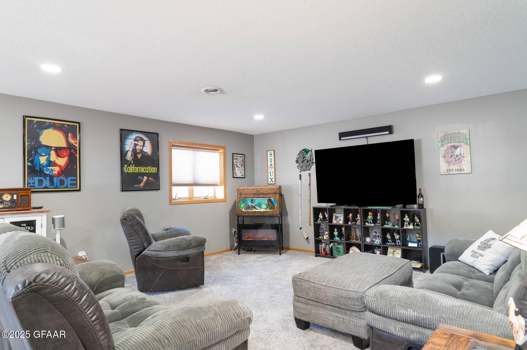 616 MIGHTY ACRES Drive