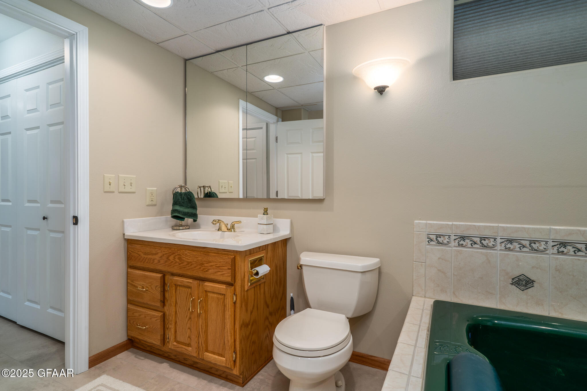 3166 DESERT STAR Lane